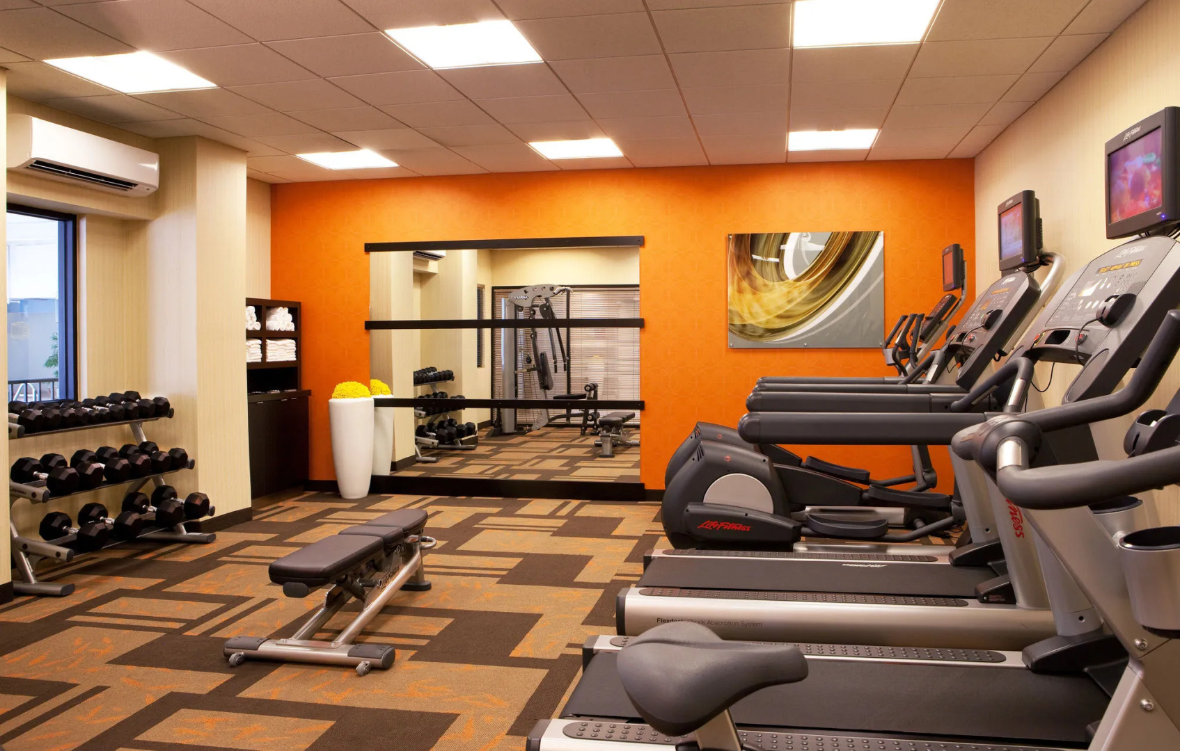 Courtyard by Marriott Alexandria Pentagon South