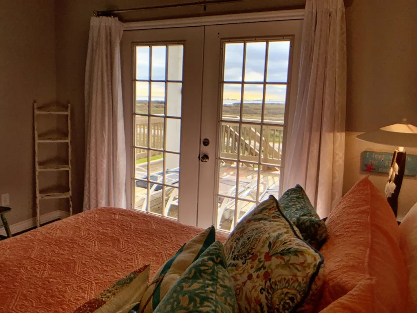 A Silver Lining - 4 Br Home