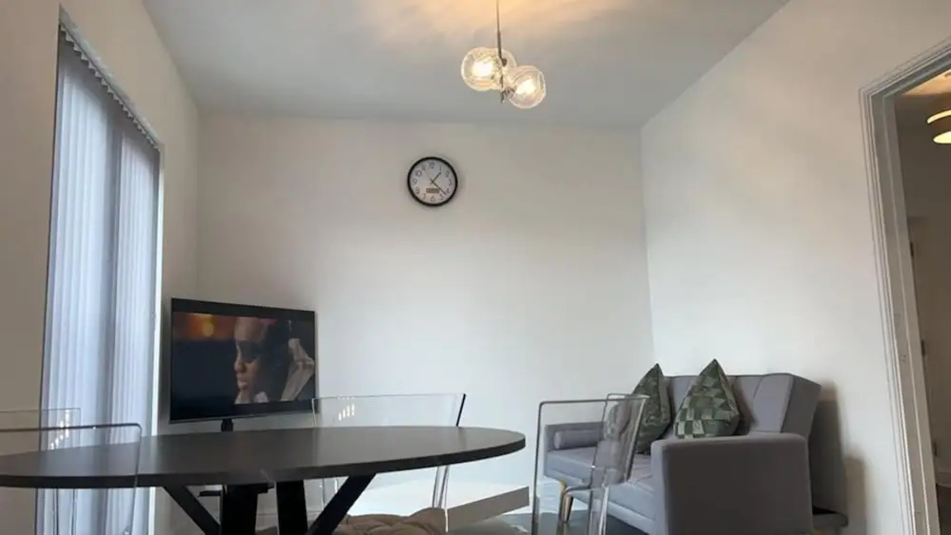 Beautiful 1-bed Apartment in Tipton