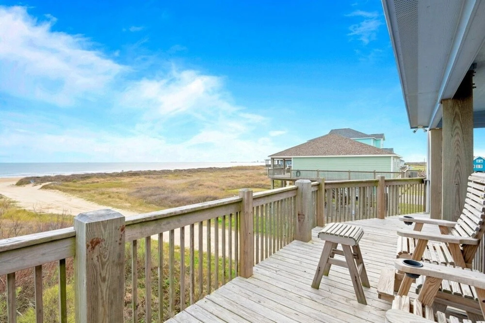 Just One More Day 4 Bedroom Home by RedAwning