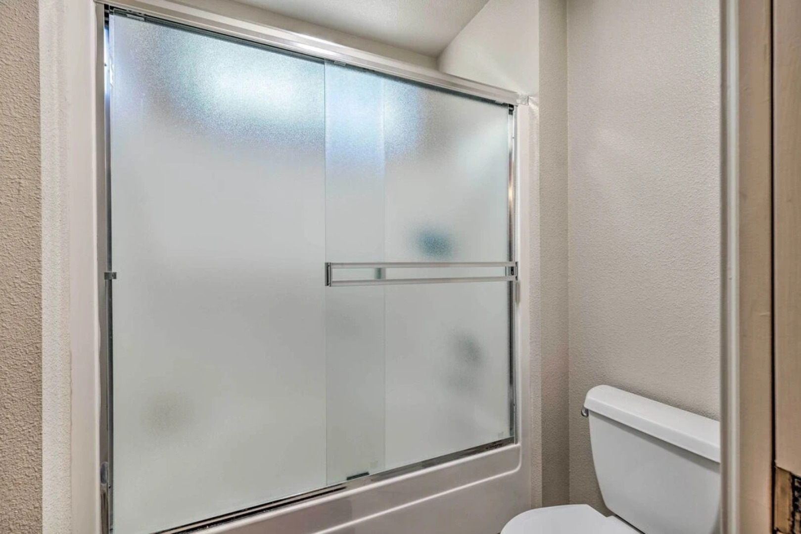 Woodsy Groveland Cabin w/ Deck < 3 Mi to Lake