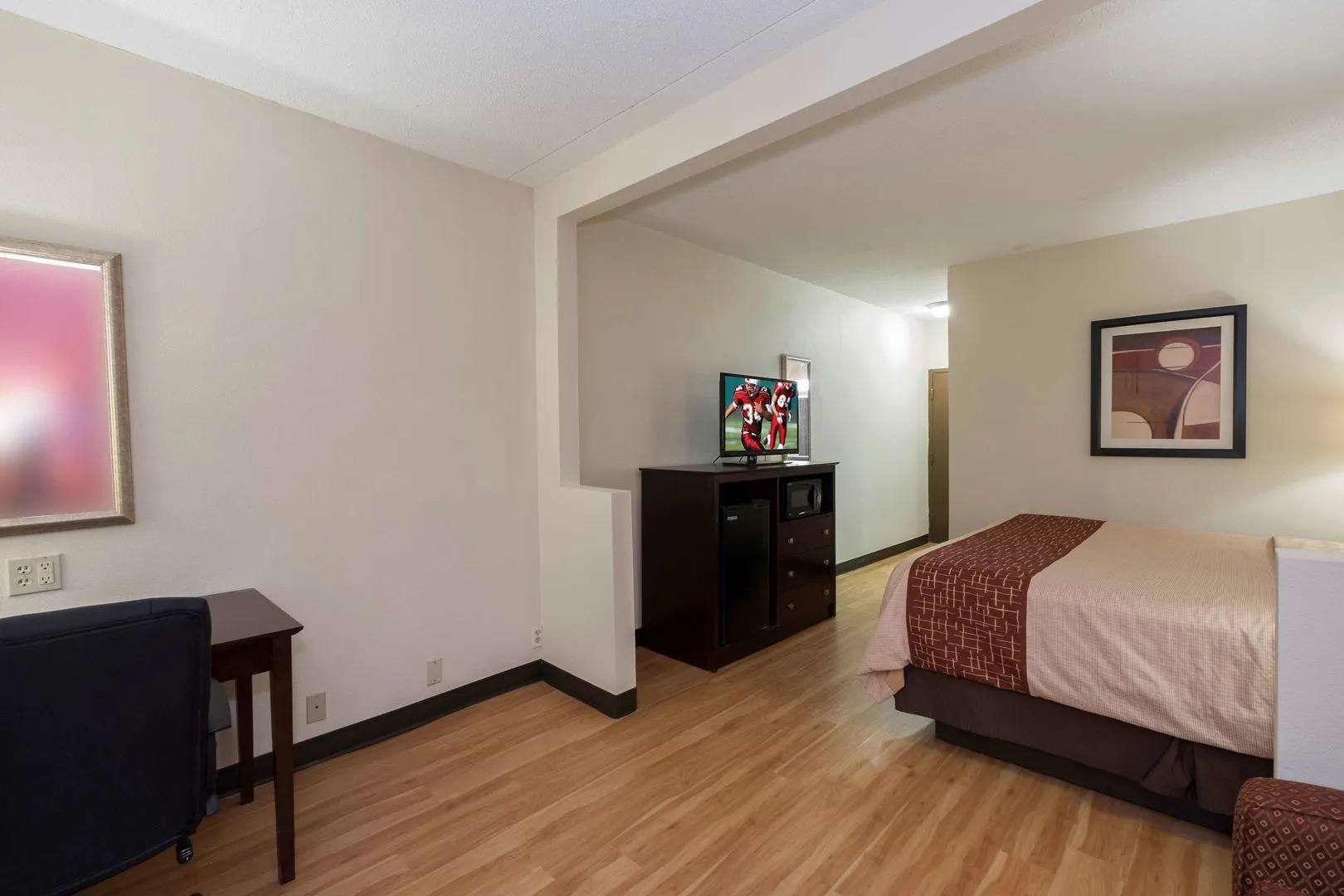 Red Roof Inn & Suites Cincinnati North - Mason