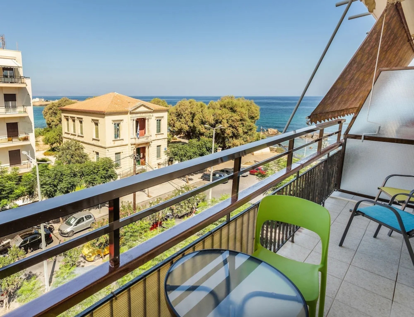 Ranias Luxurious Apartment