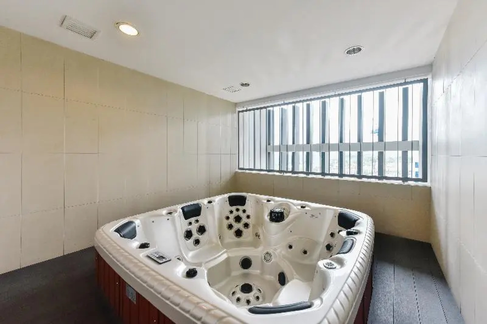 Teega Suites by Subhome