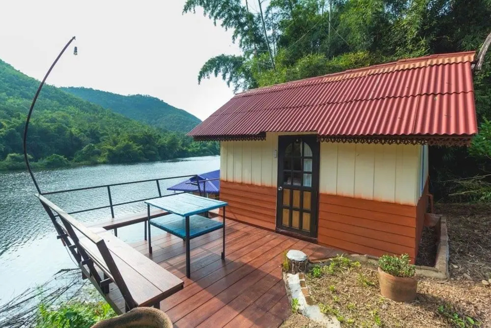 Naphatphorn Resort