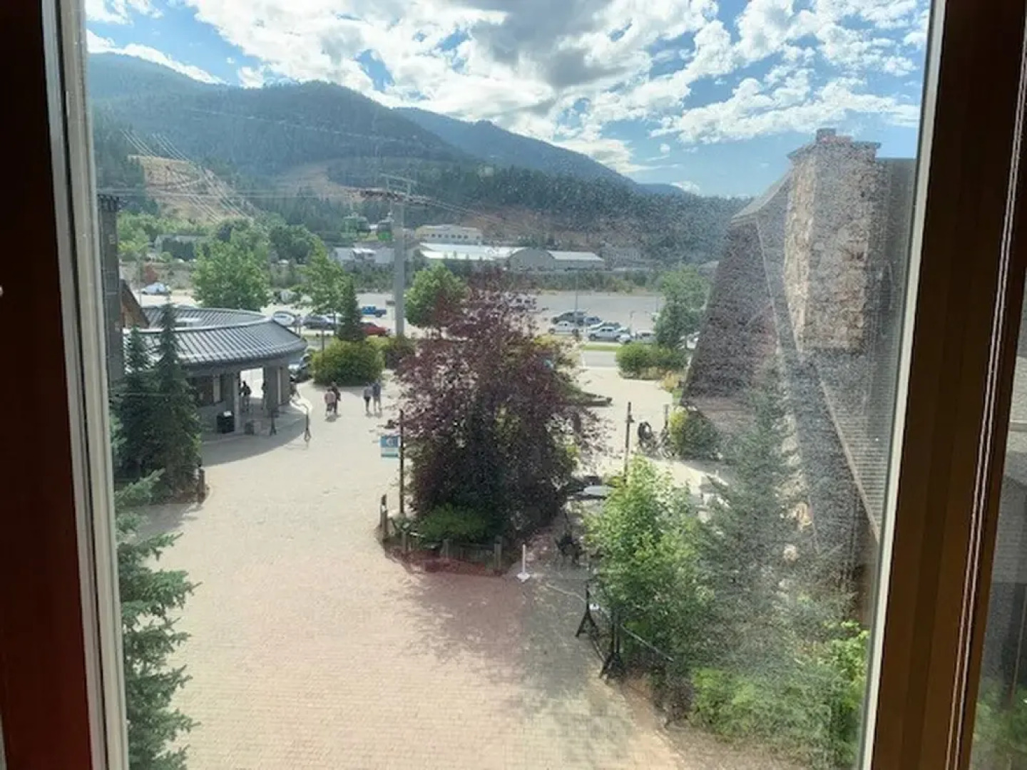 Shared Roof Top Hot Tub Silver Mtn