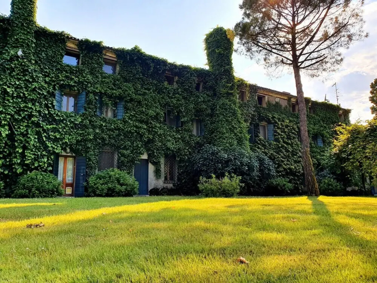 Villa Foscolo  Luxury Rooms & Apartments