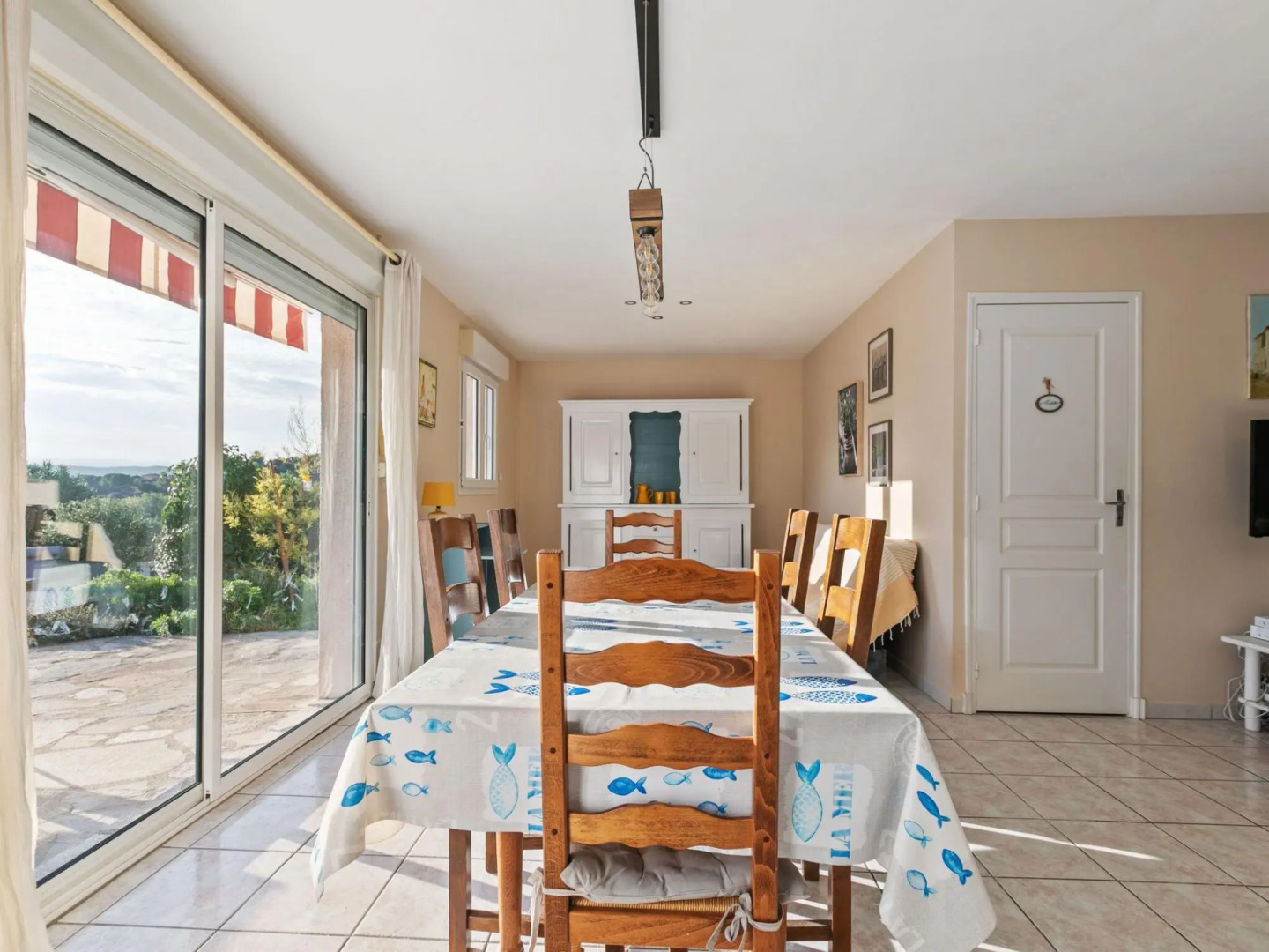 Modern Villa in Roquebrun with Private Pool