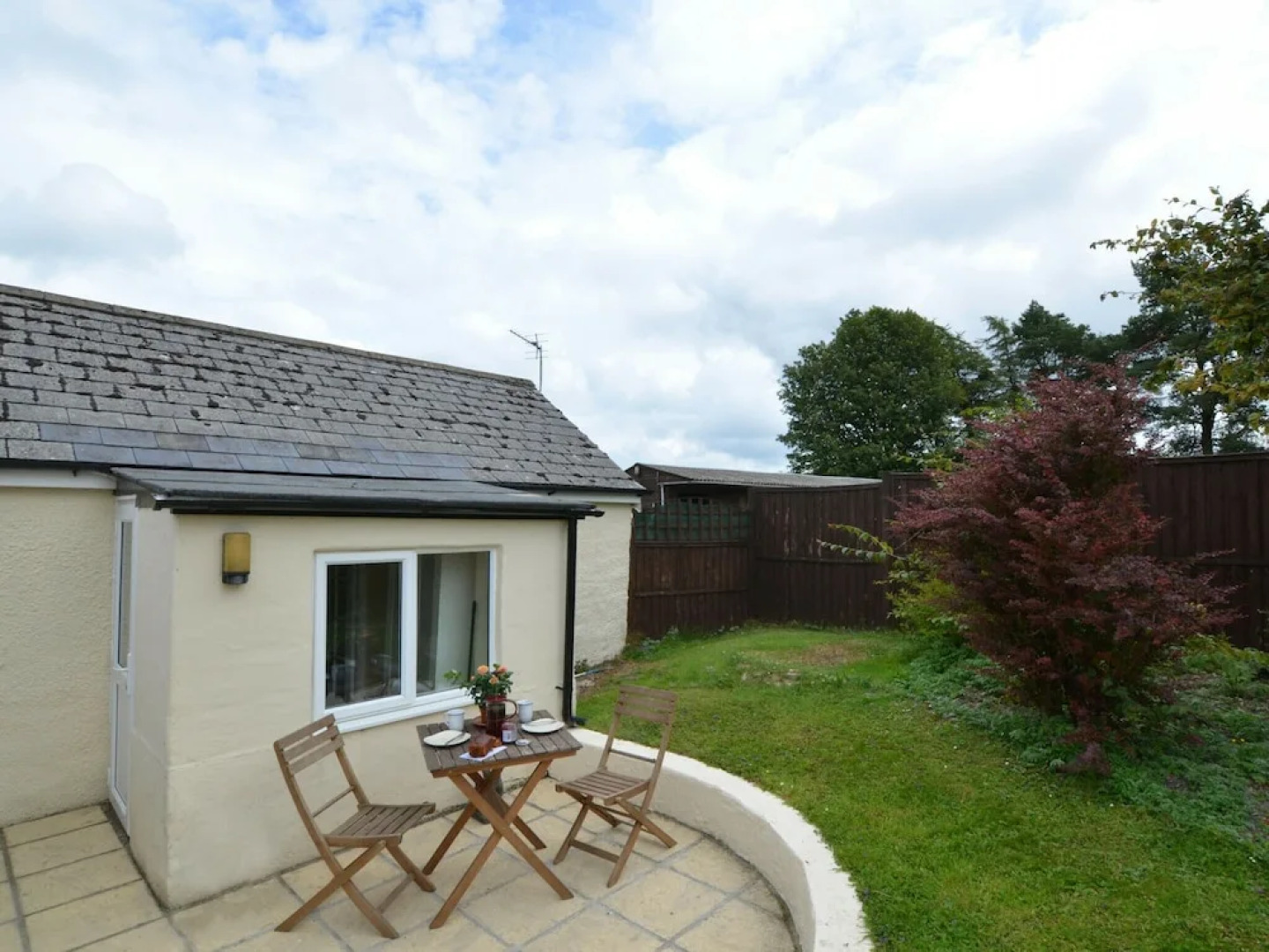 Spacious Holiday Home in Felindre With Garden