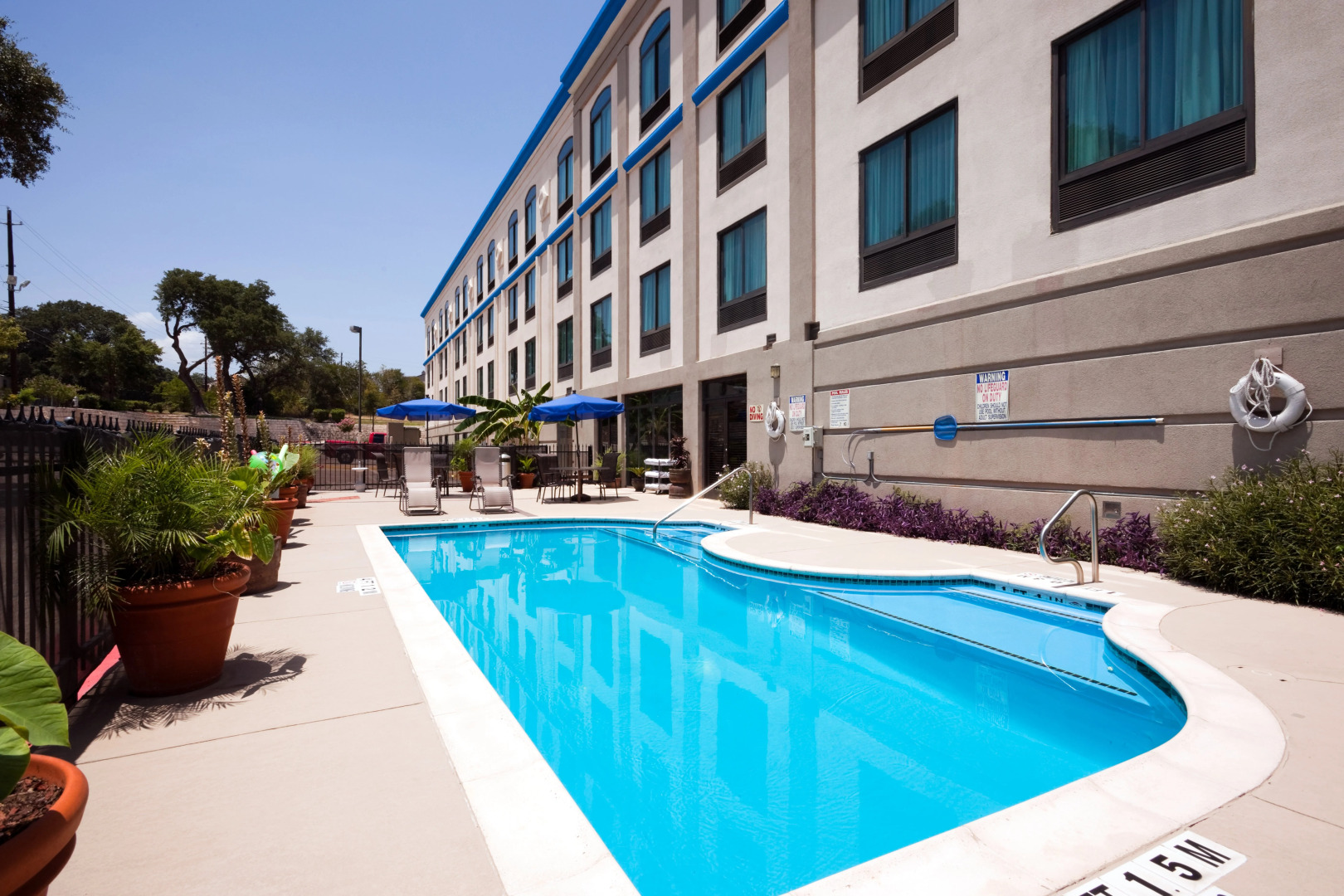 Holiday Inn Express & Suites Austin North Central by IHG