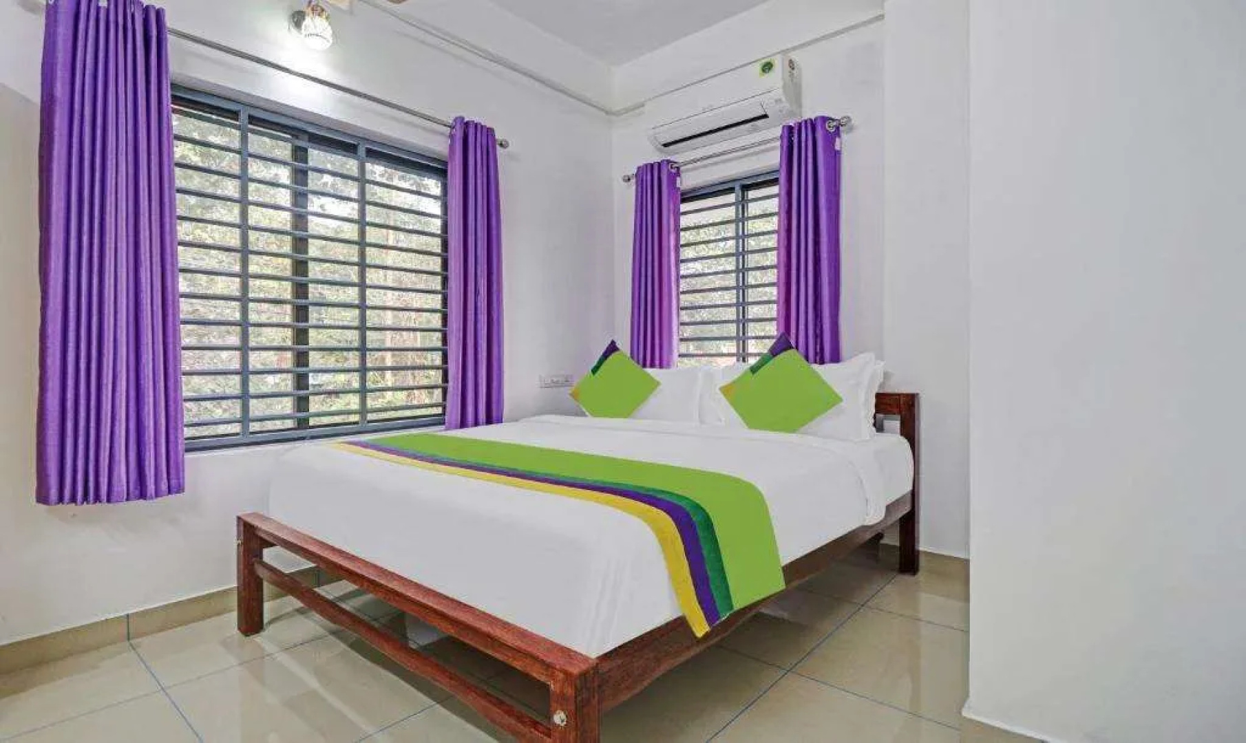Treebo Nirupama, 750m from Aluva Railway station