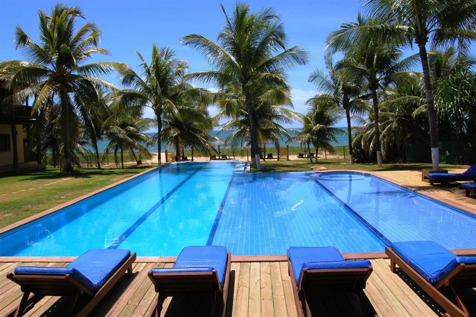 Pousada Praia das Ondas - Pe  na areia