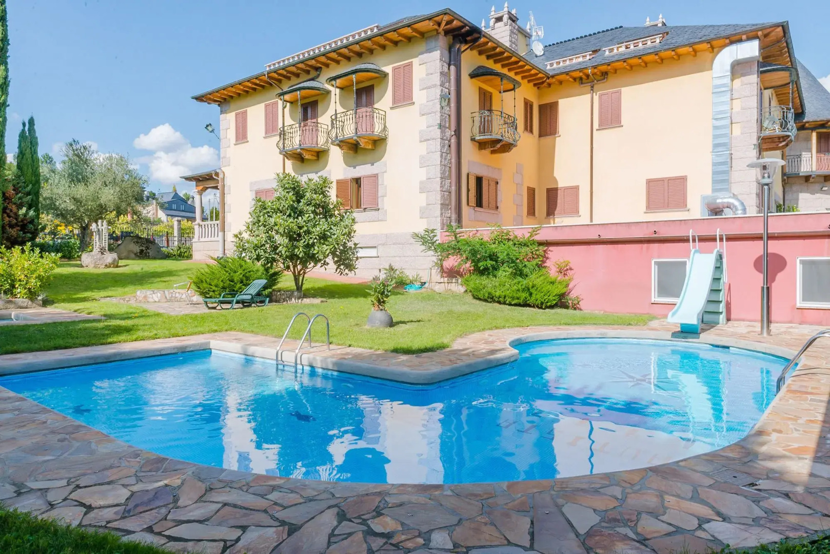 Complejo Hostelero Paladium