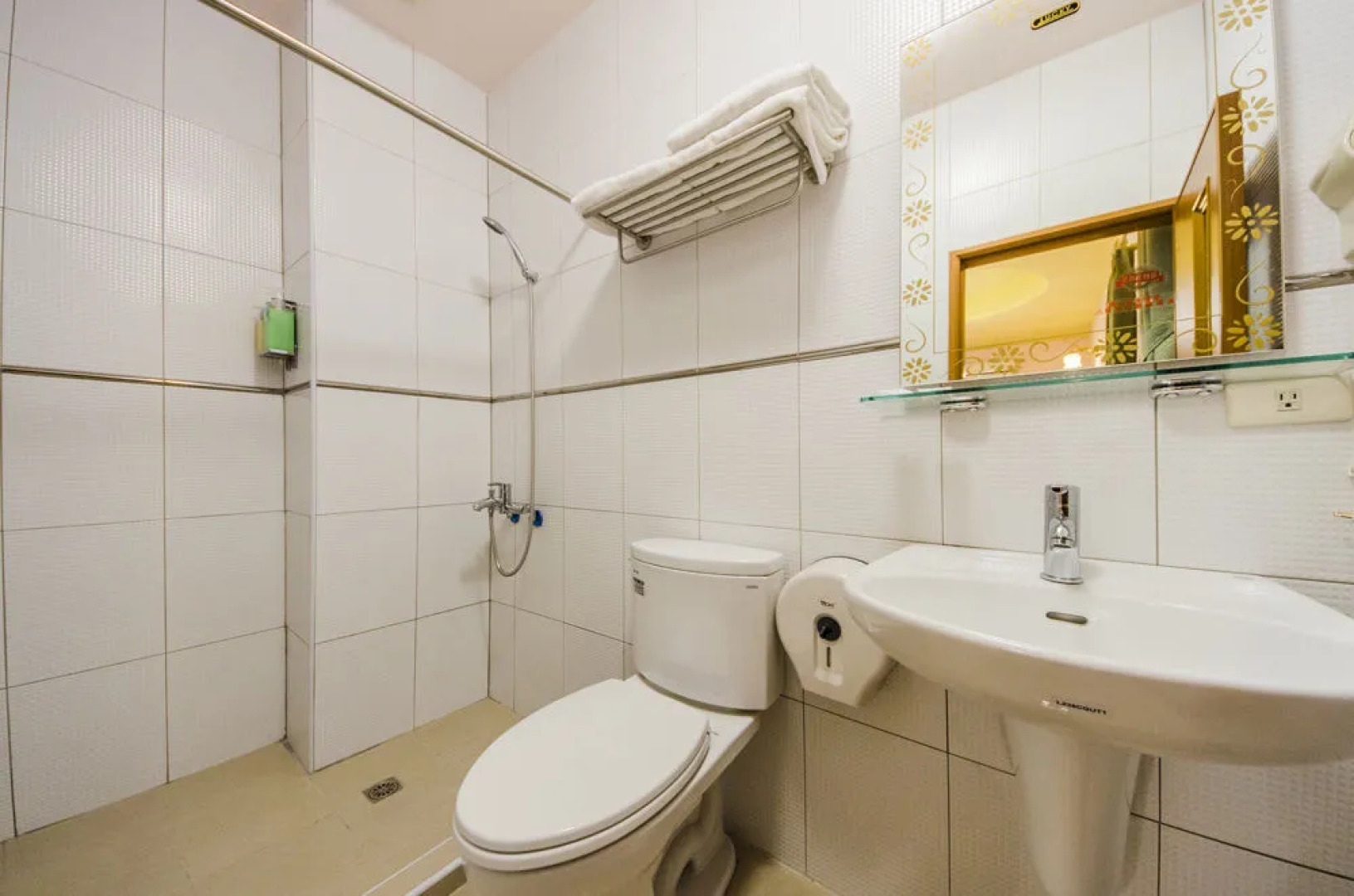 Kenting Avignon B&B - Hotel Flower