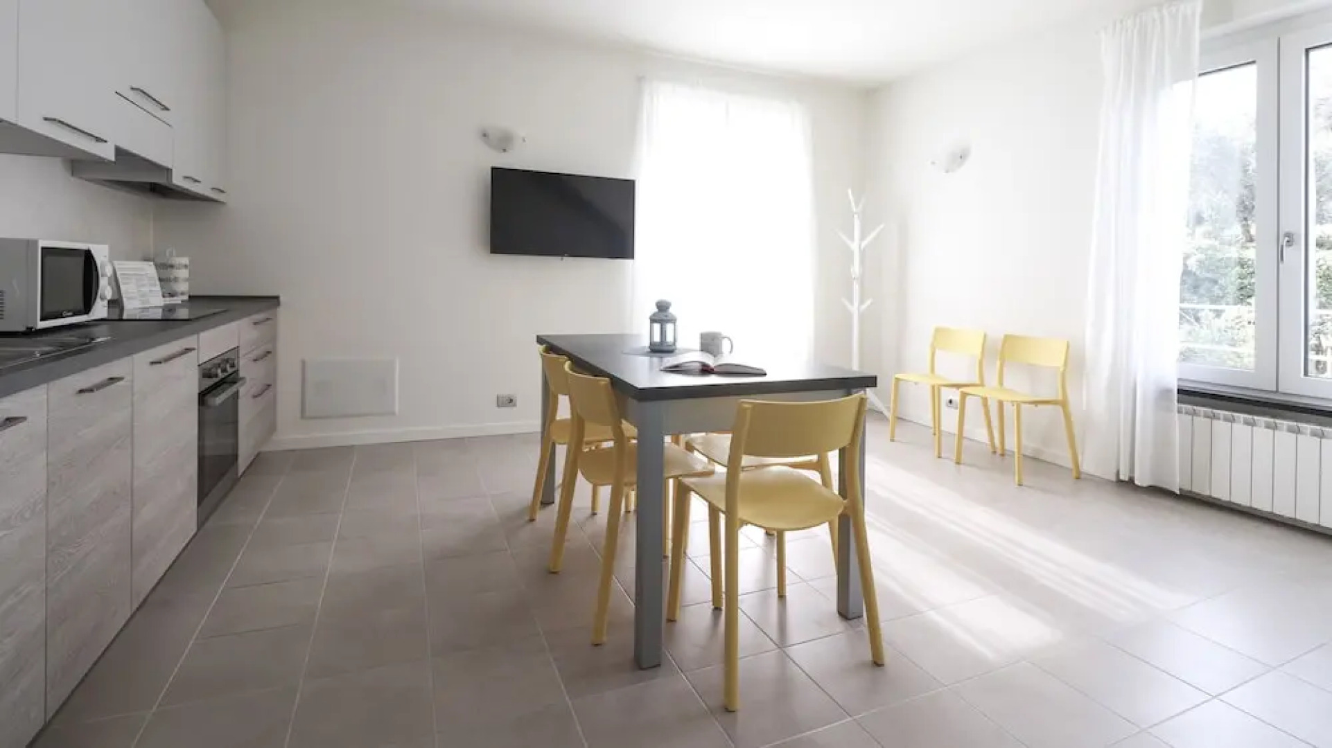 Italianway - Giuseppe Pastine 17/D