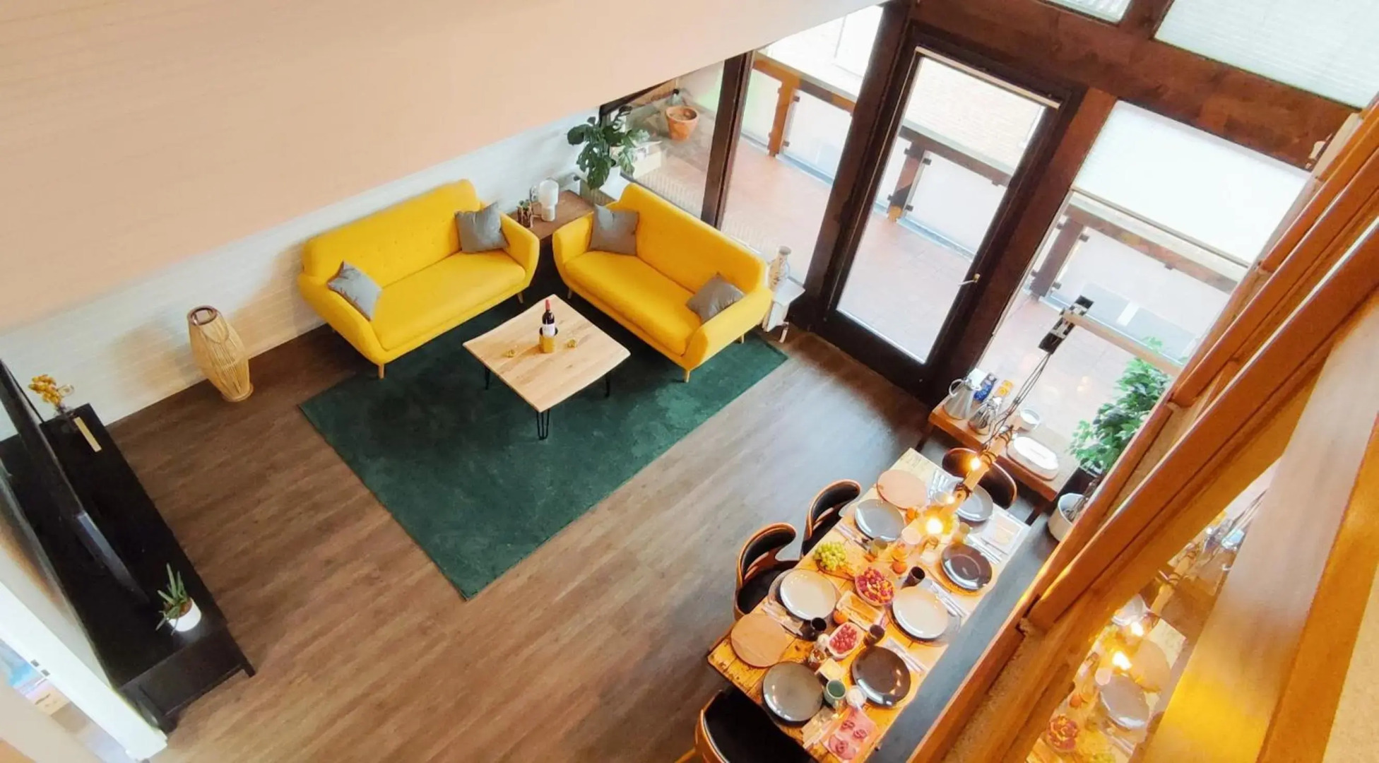 Stilvolle Galeriewohnung im Land der tausend Berge