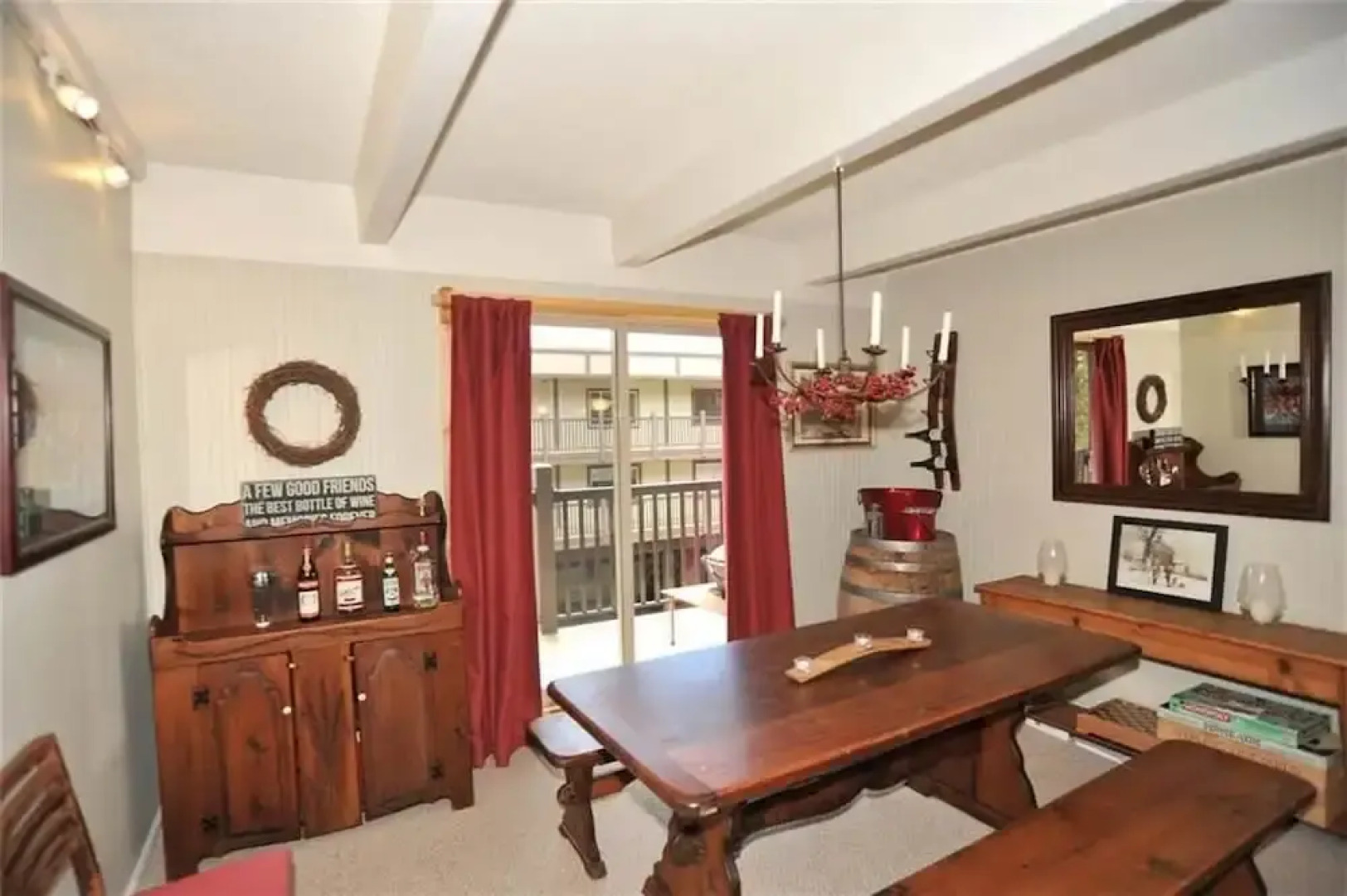 Ski and Racquet B102