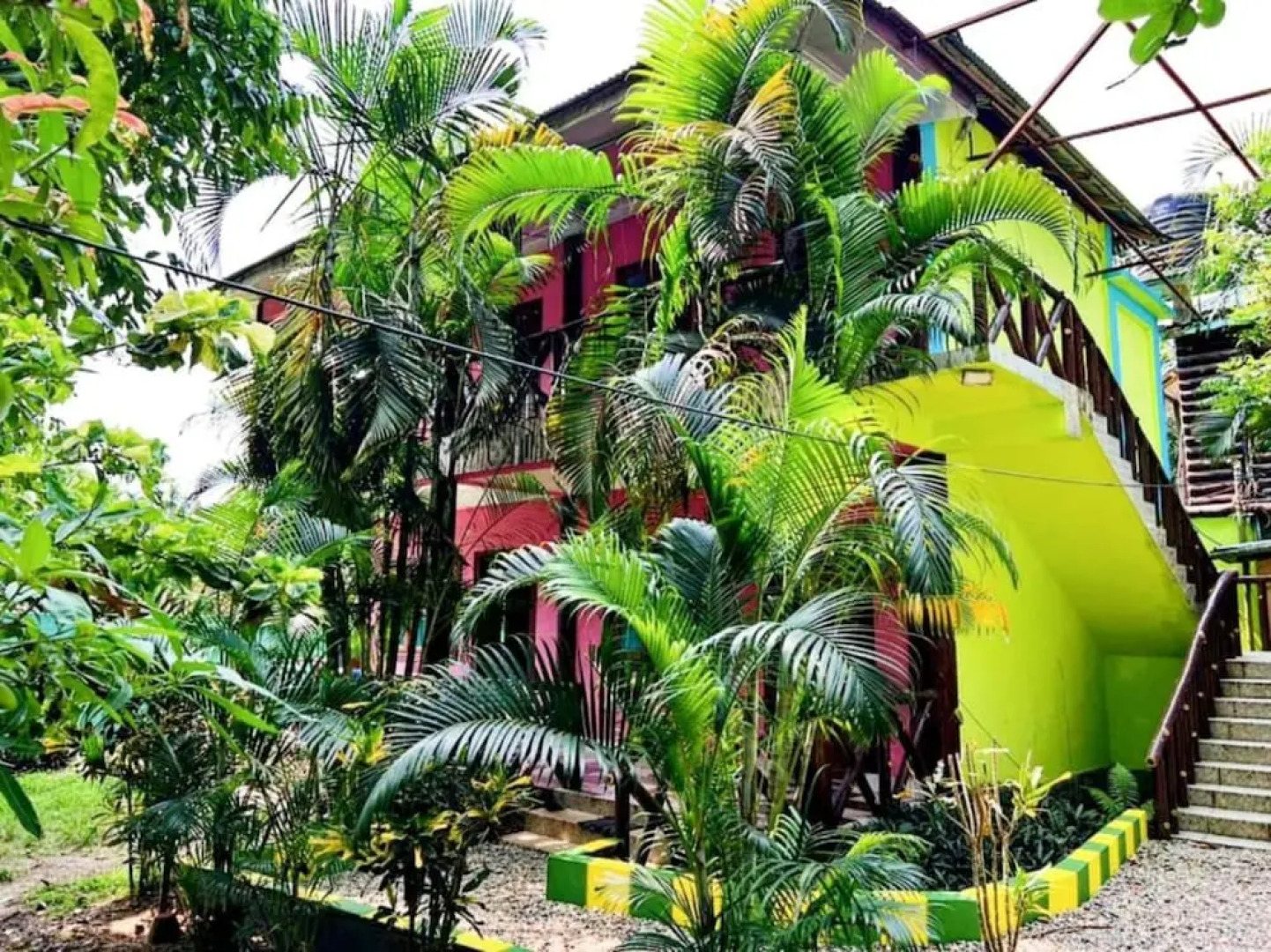 Goroomgo Green Gold Resort Lataguri