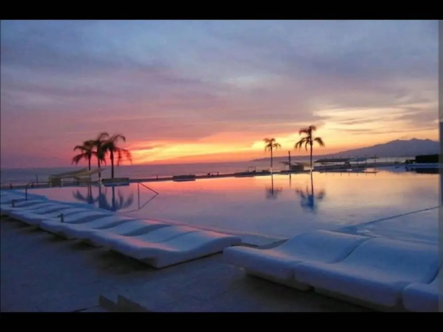 Aria Ocean 159 Flamingos