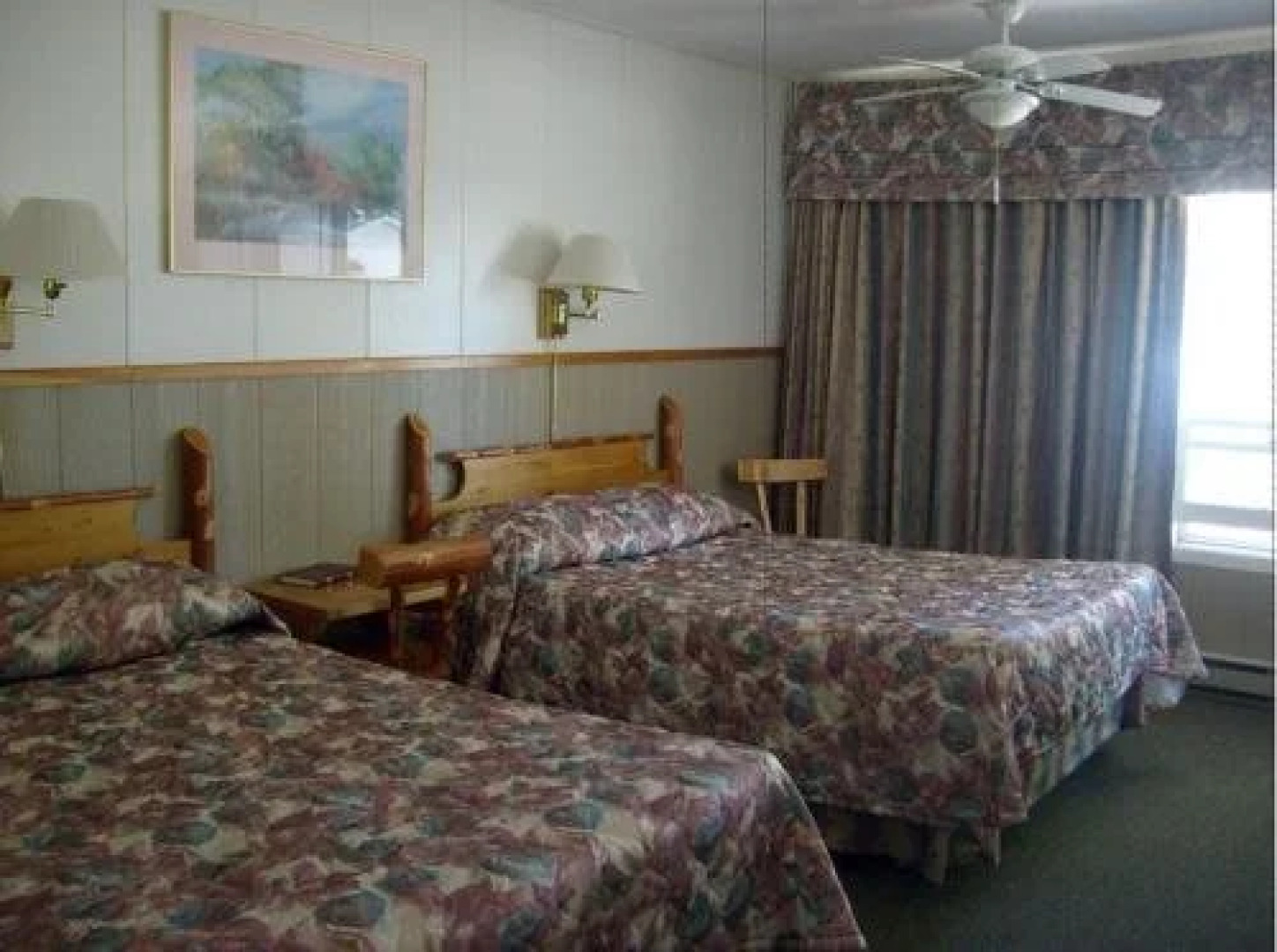 Bel-Air Motel & Cottages