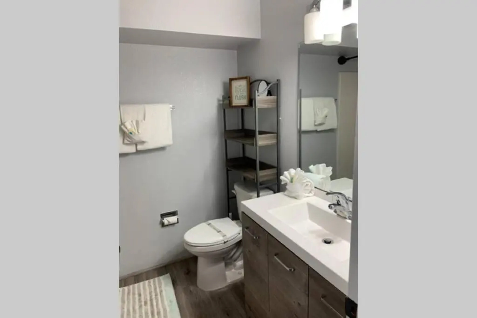 Snug 1 Recently Renovated Condo w Ocean View