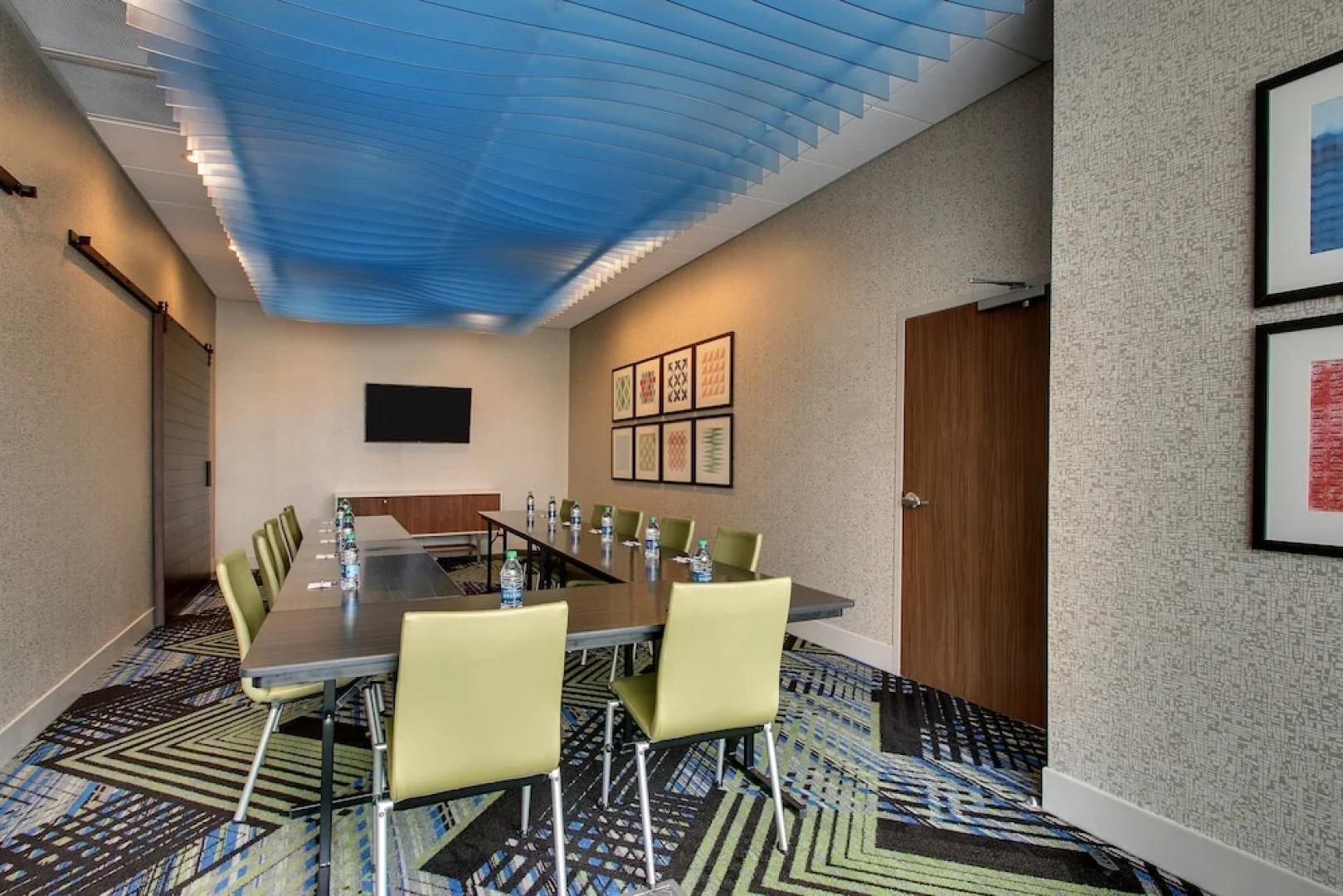 Holiday Inn Express & Suites Findlay North