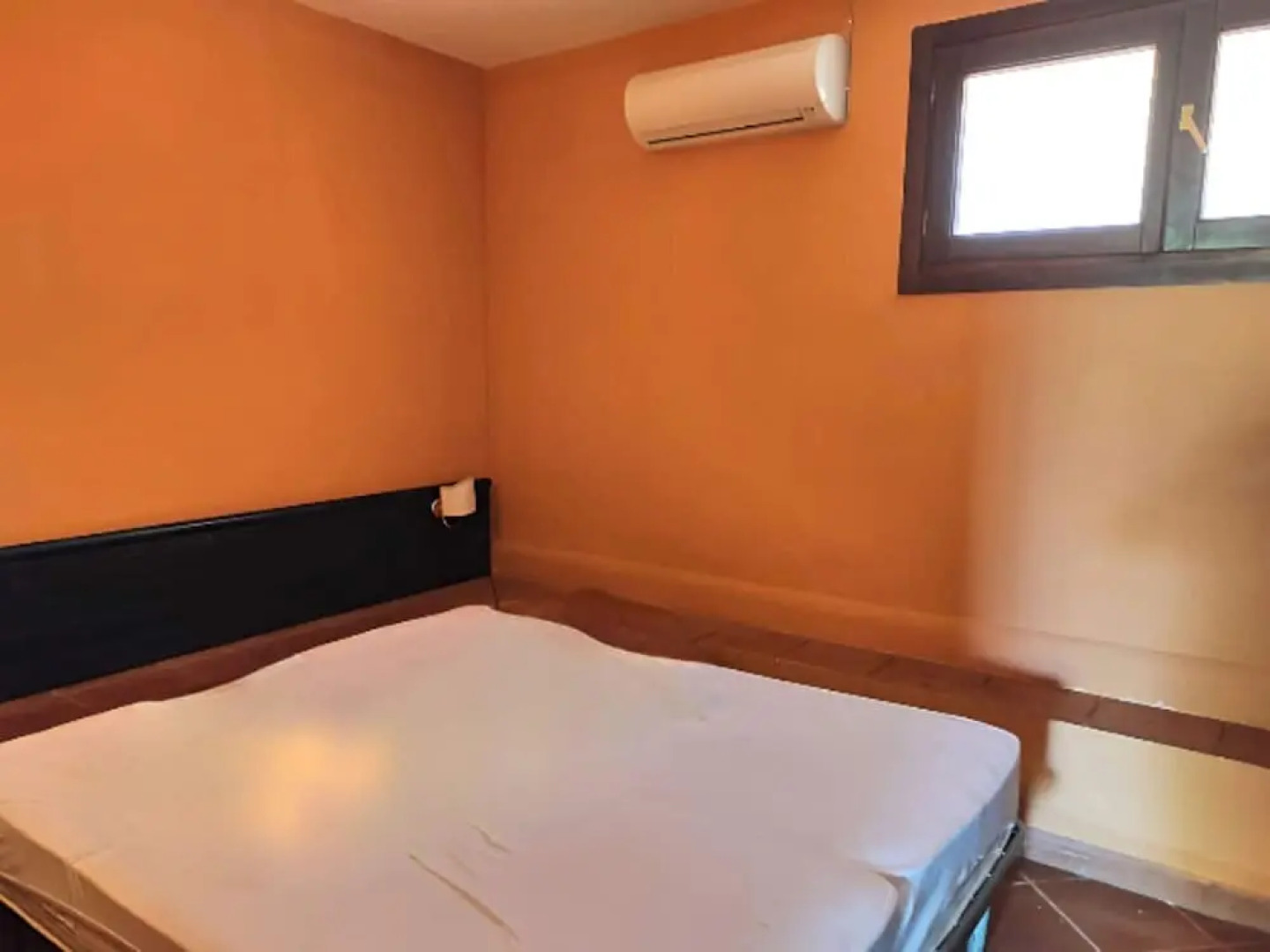 Belvilla by OYO Pleasant Apartment With Pool