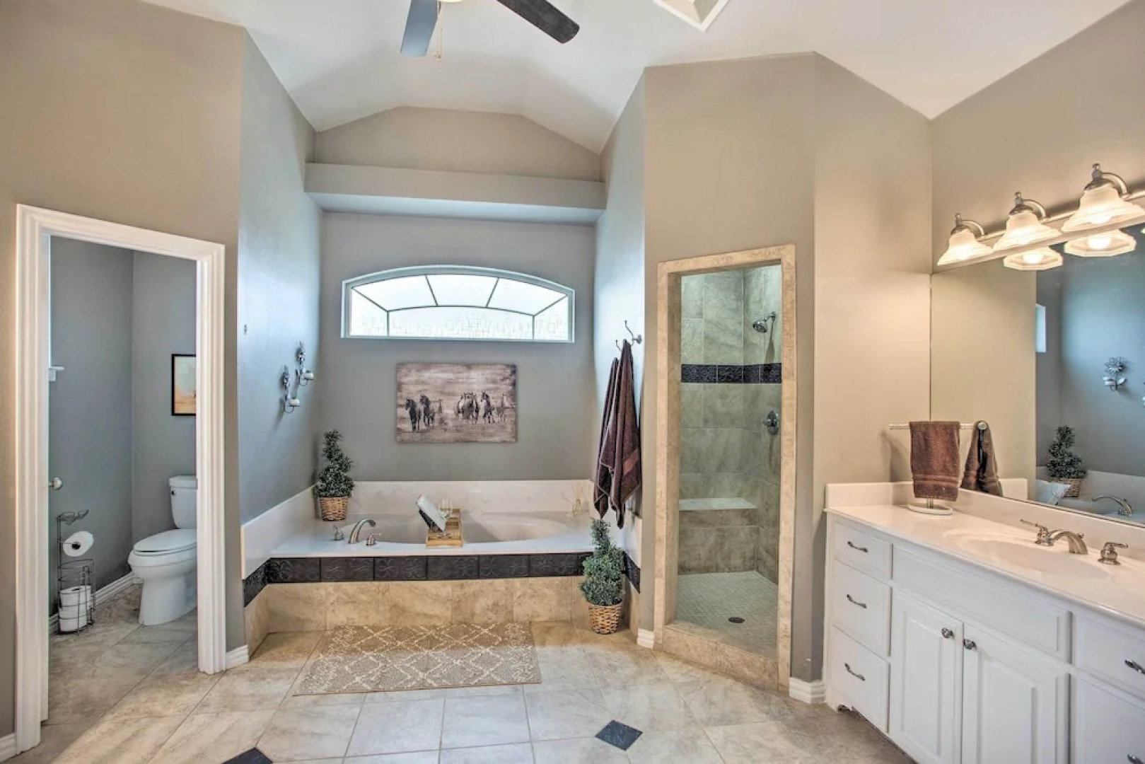 Lakefront Little Elm Home w/ Private Pool!