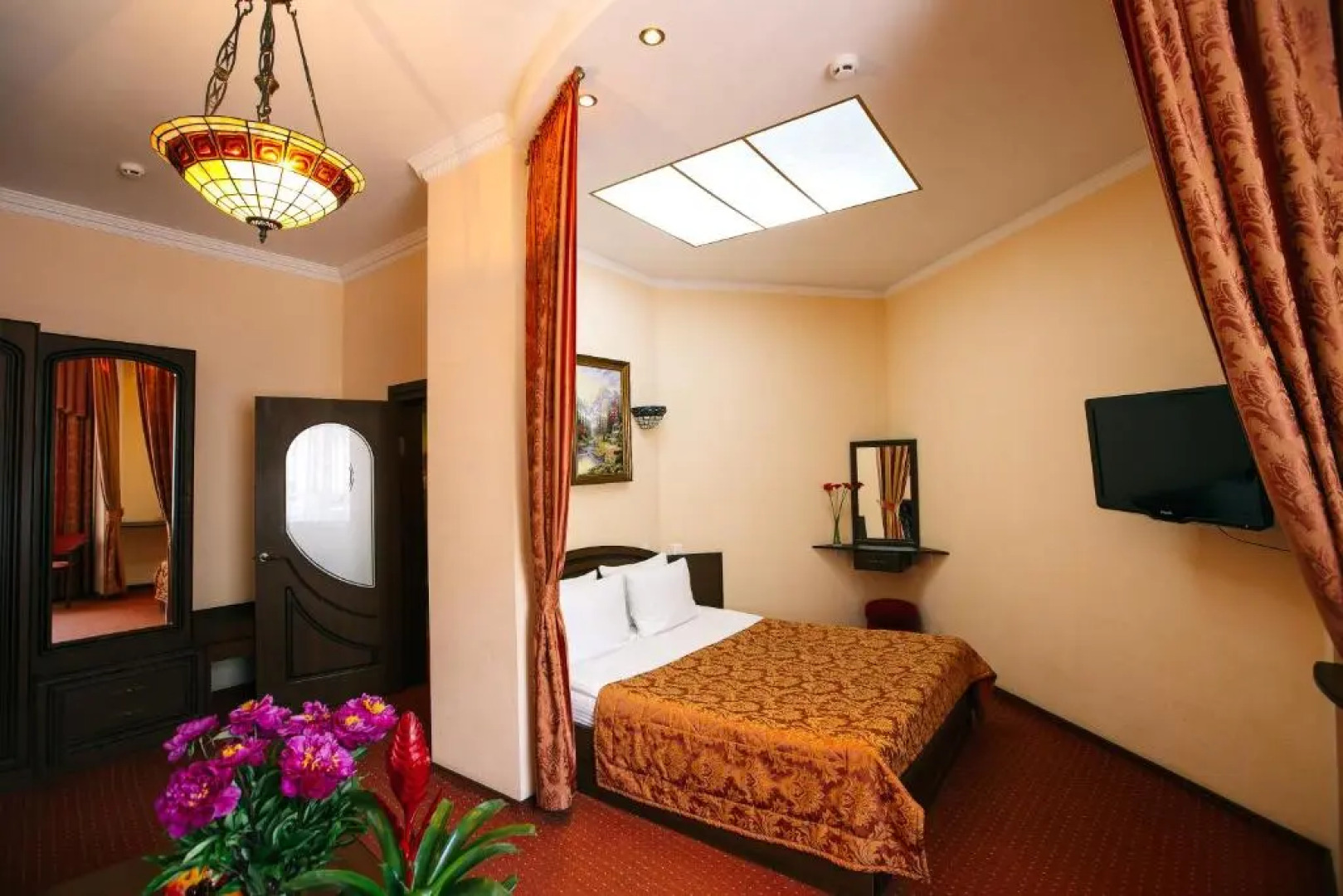 Отель «Эдем» Львов