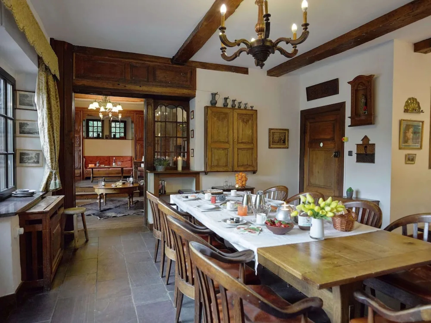 Spacious Villa in Liege