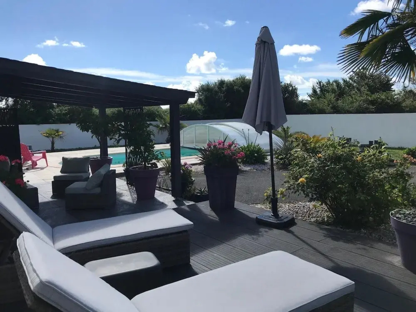 Holiday House With Private Pool in a Shared Property