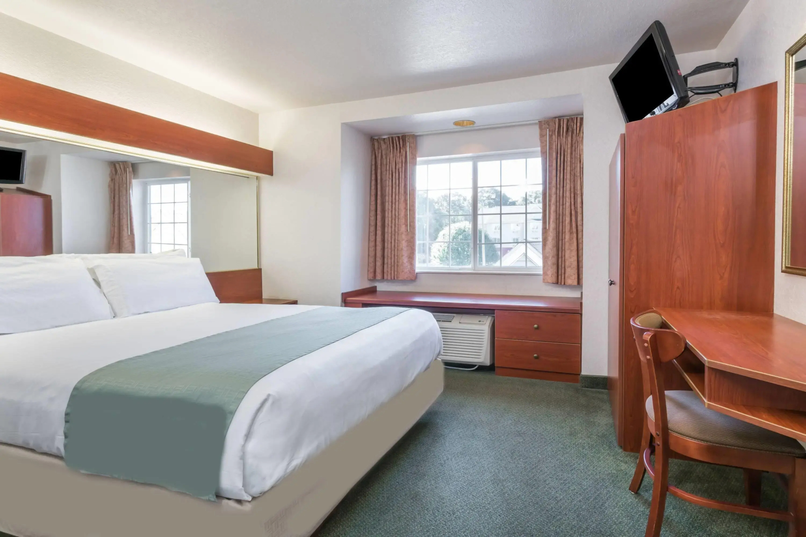 Microtel Inn & Suites by Wyndham Marianna