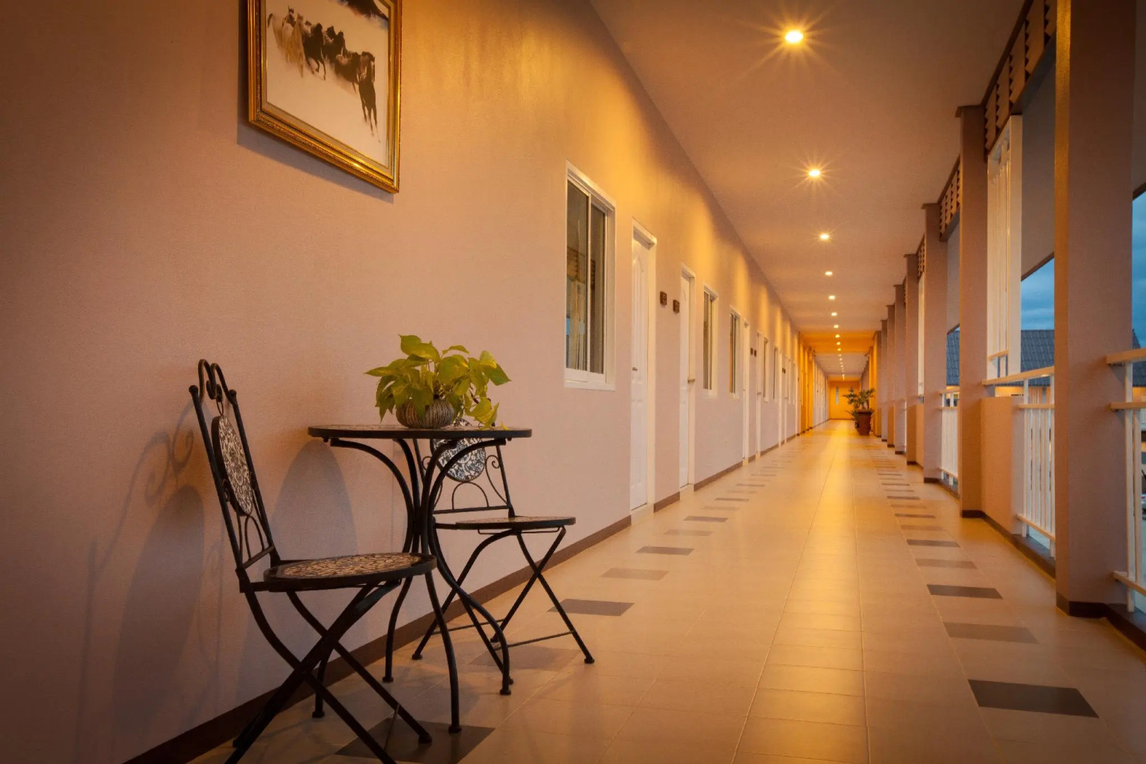 Chiang Kham Grand Villa