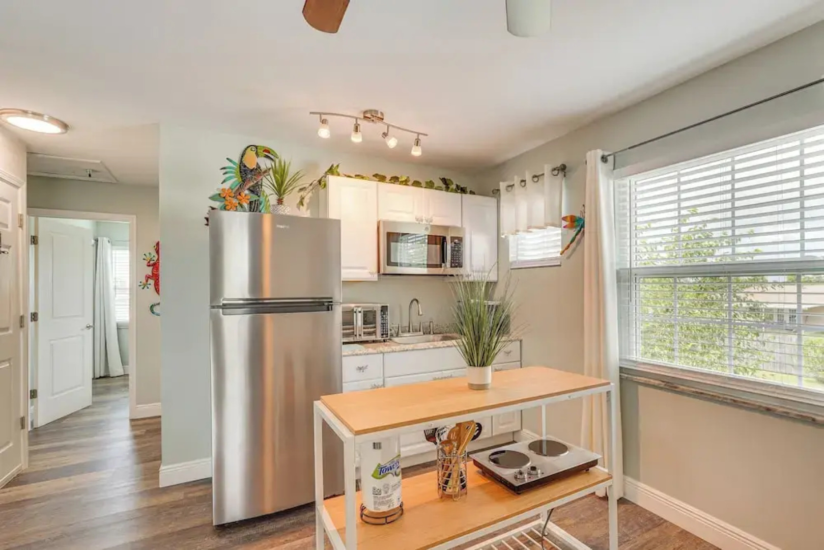 8 Mi to Beaches: Getaway w/ Pool in Panama City!