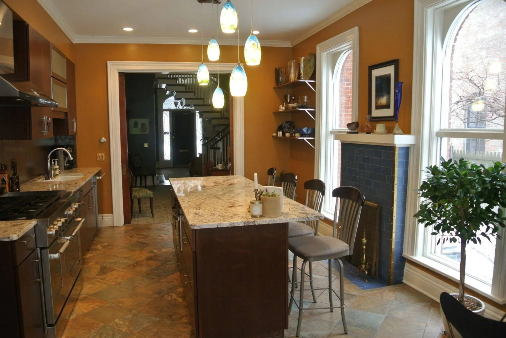 Oscar's Bed & Breakfast