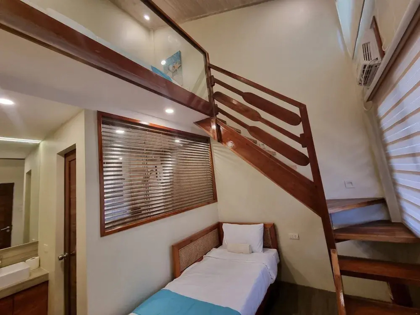 The CLiffhouse Samboan