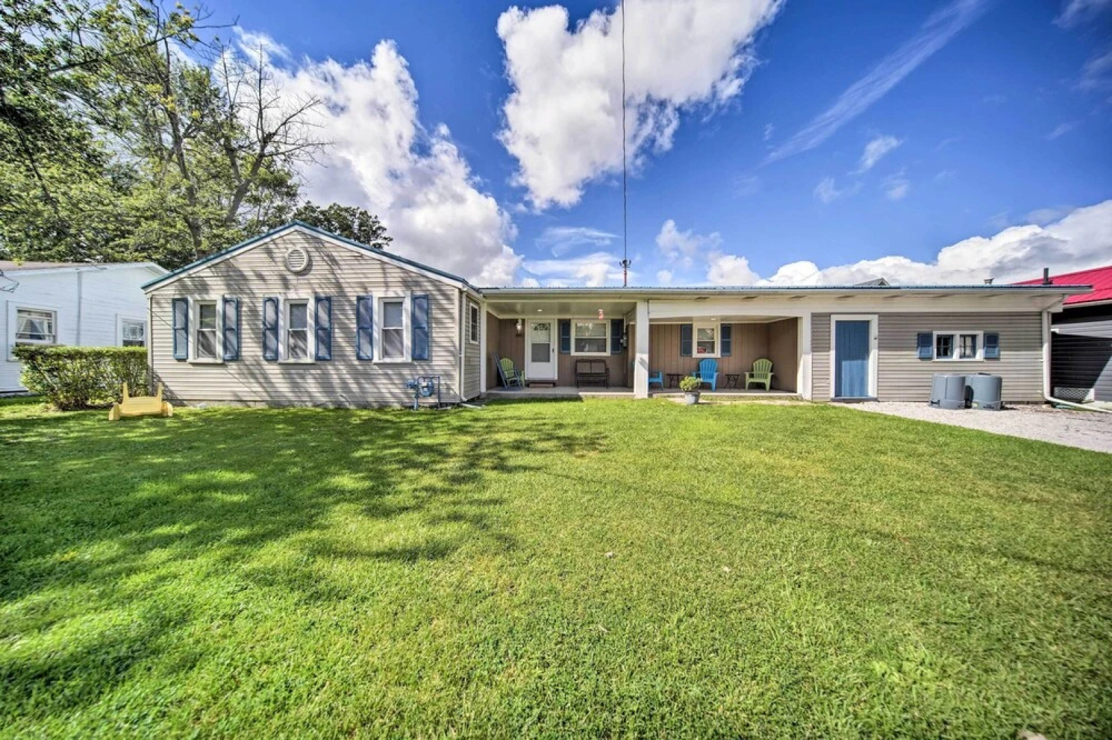 Spacious Geneva House < .5 Mi to The Strip!