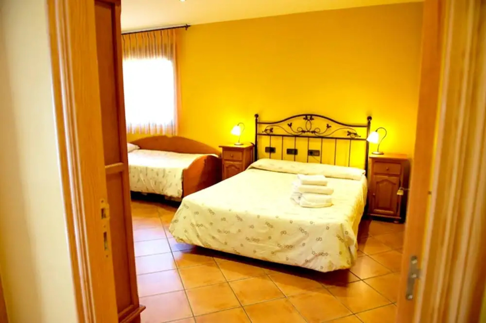 Villa With 7 Bedrooms in Tornabous, With Wonderful Mountain View, Priv