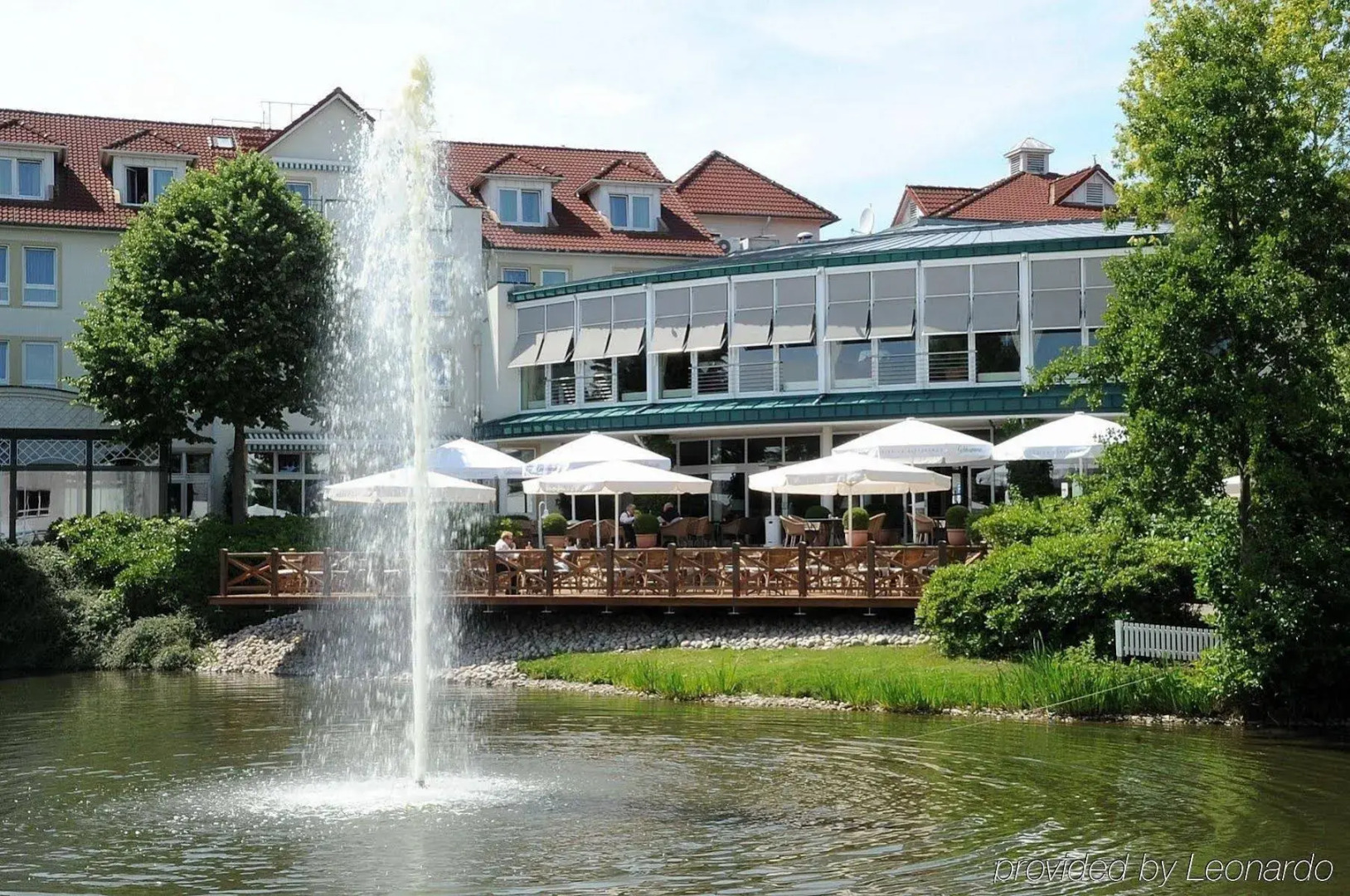 Court Hotel