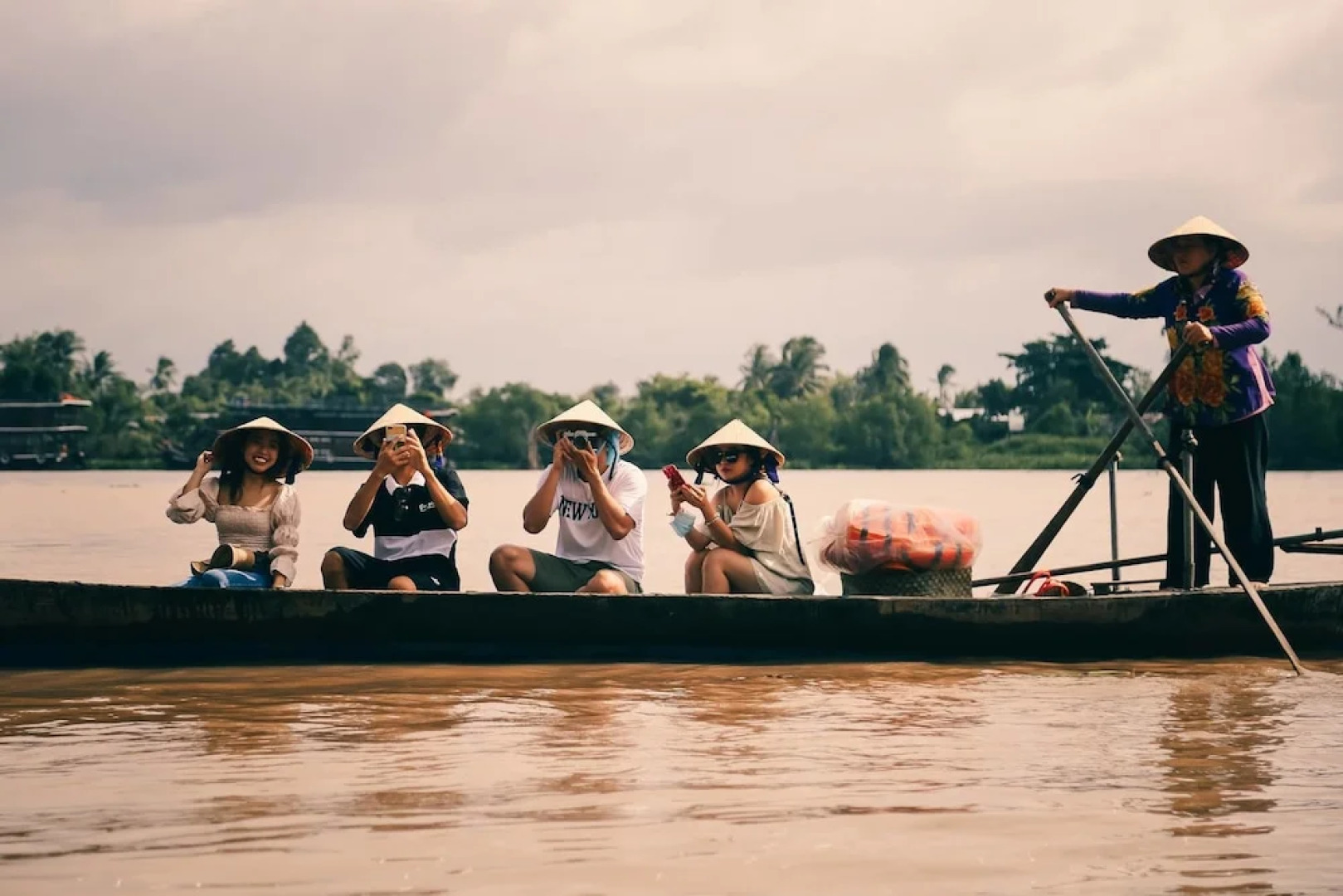 Nam Thi Holiday Home