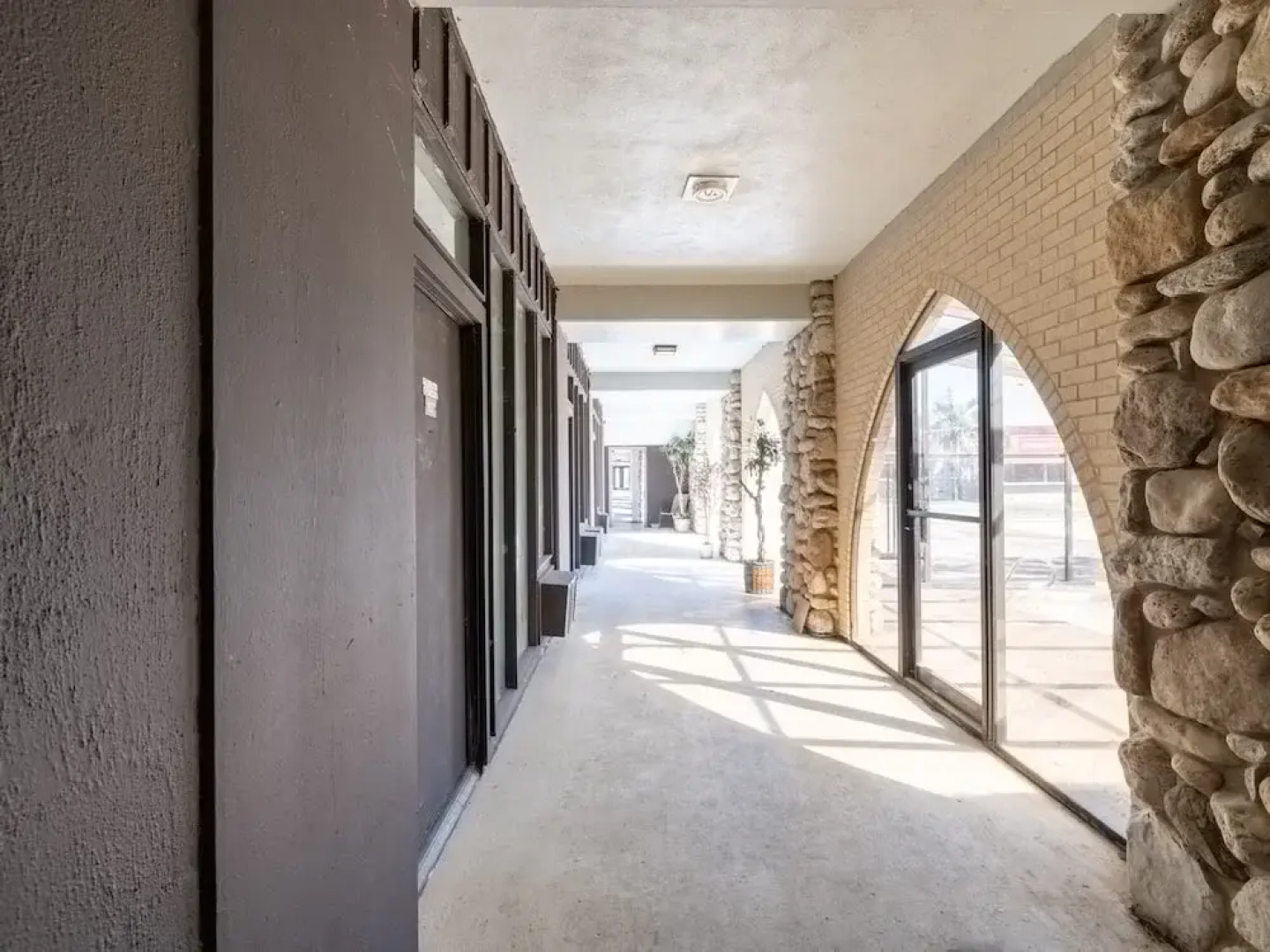 Hotel O Bay City, TX-35