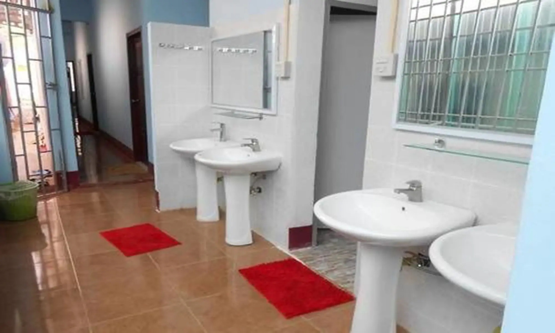 Lucky Backpacker Hostel