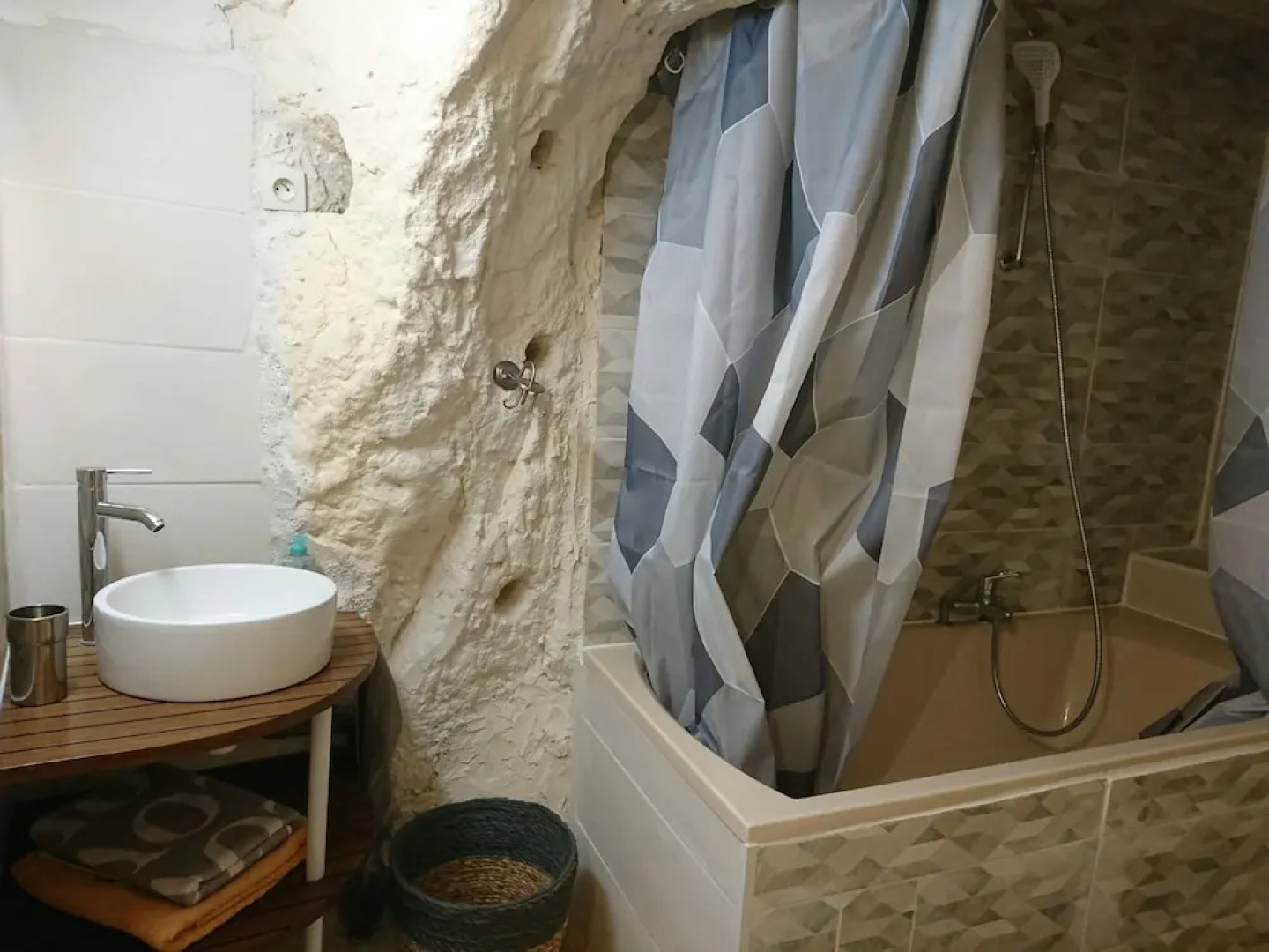 Gite Troglodytique Le Troglo'riel