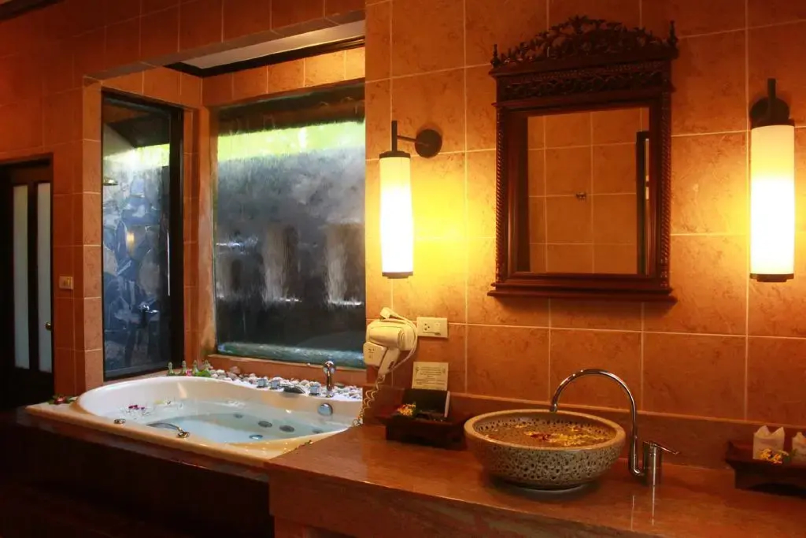 Mukdara Beach Villa & Spa Resort