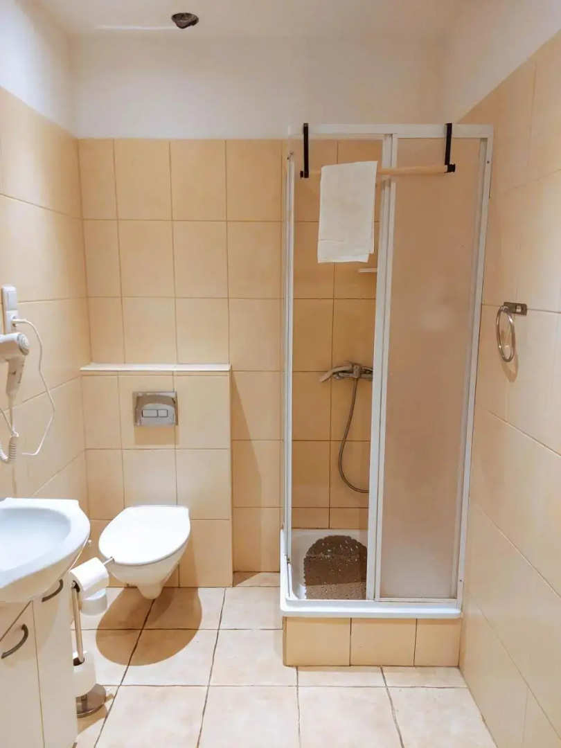 Willa Pod Starymi Lipami