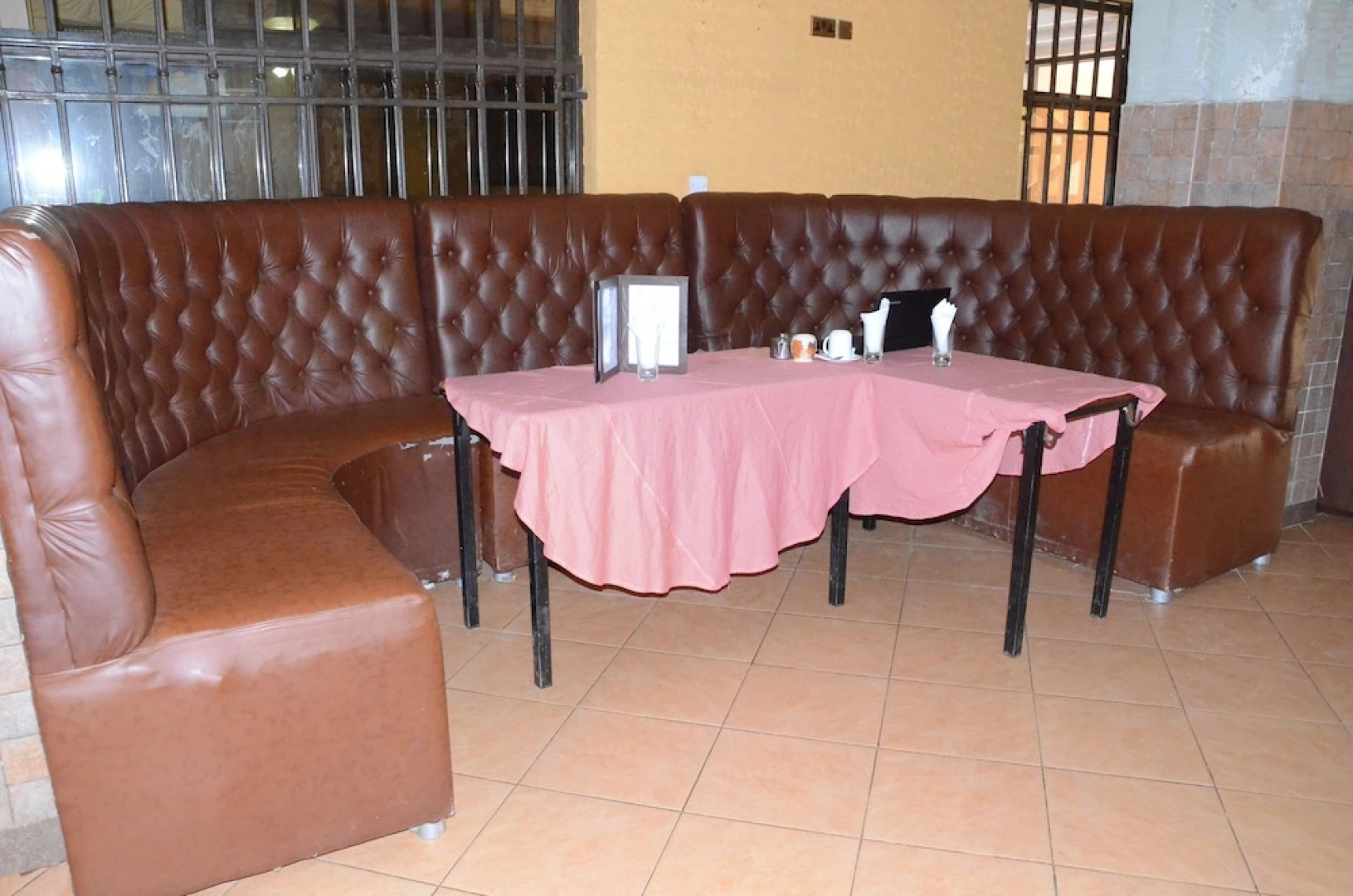 Stedmak Suites and Annexe