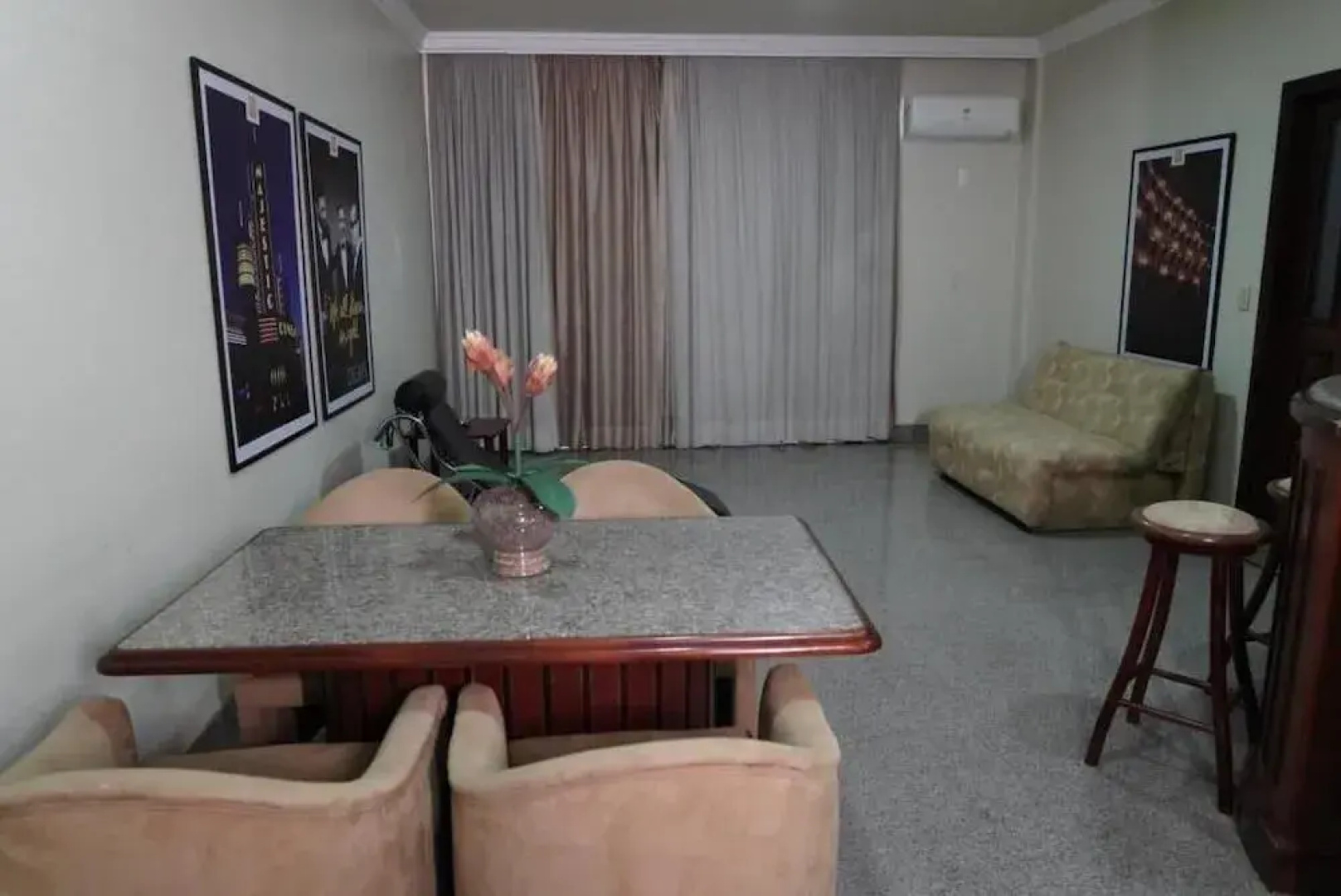 Hotel Oscar Gold