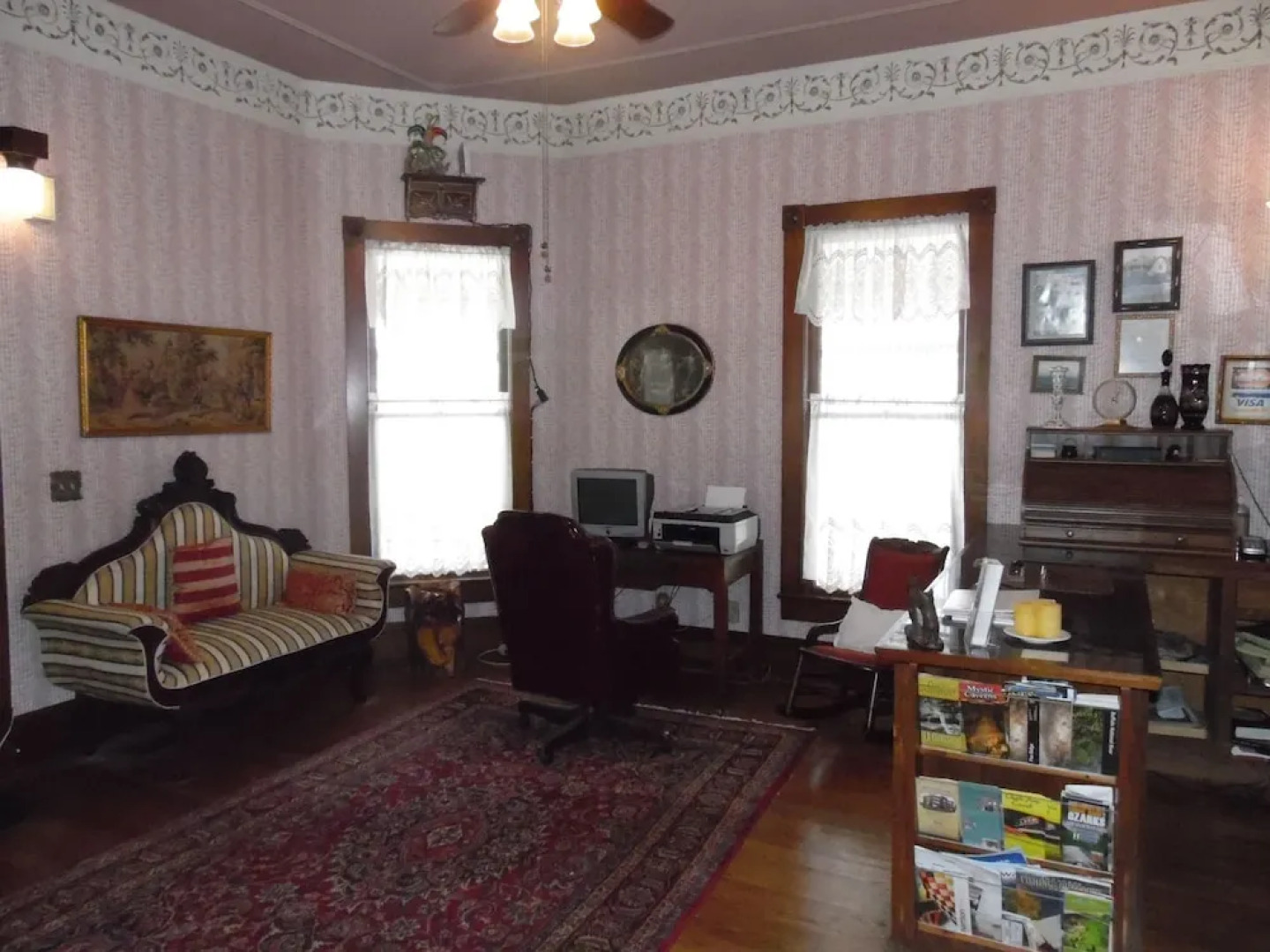 The Queen Anne House Bed and Breakfast