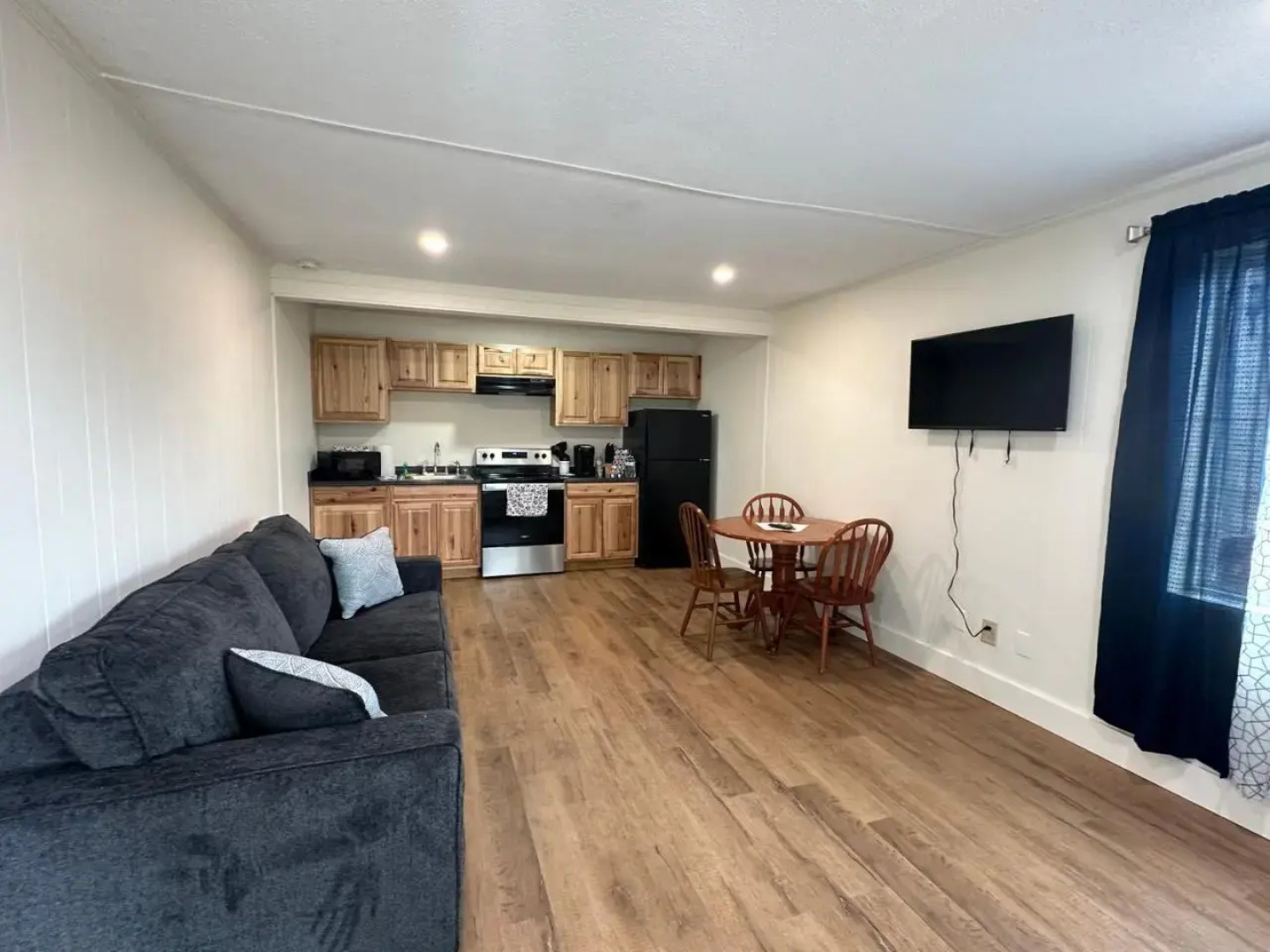 Glendale Springs Inn & Restaurant