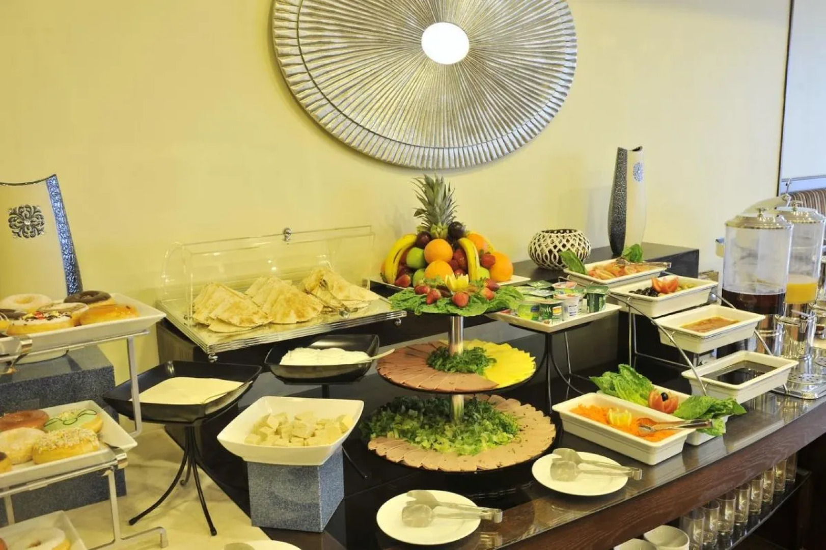 Days Hotel & Suites Jazan